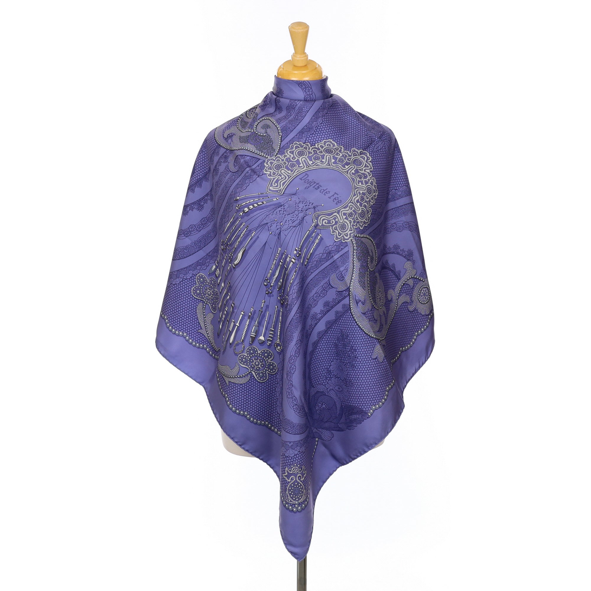 Hermès Doigts de Fée Silk Scarf