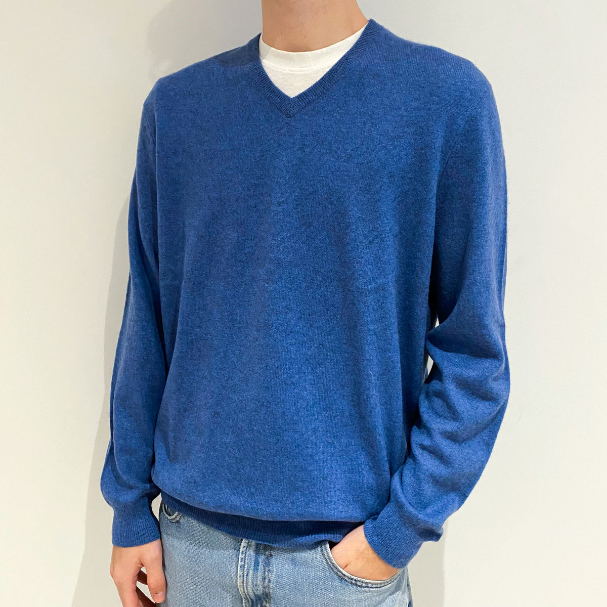 Men's Denim Blue Cashmere V-Neck Jumper Large
