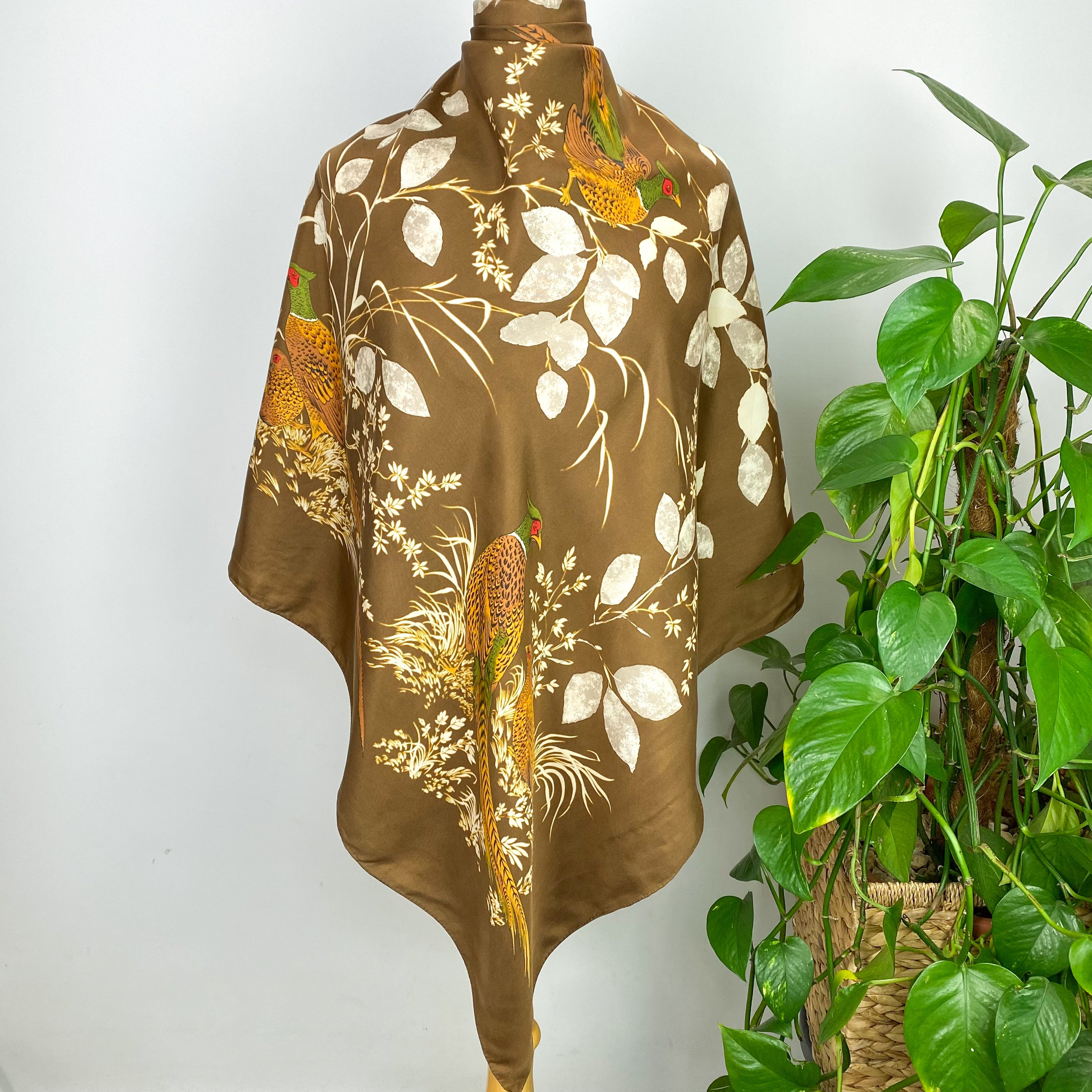 1970s Pheasant Design Vintage Silk Scarf