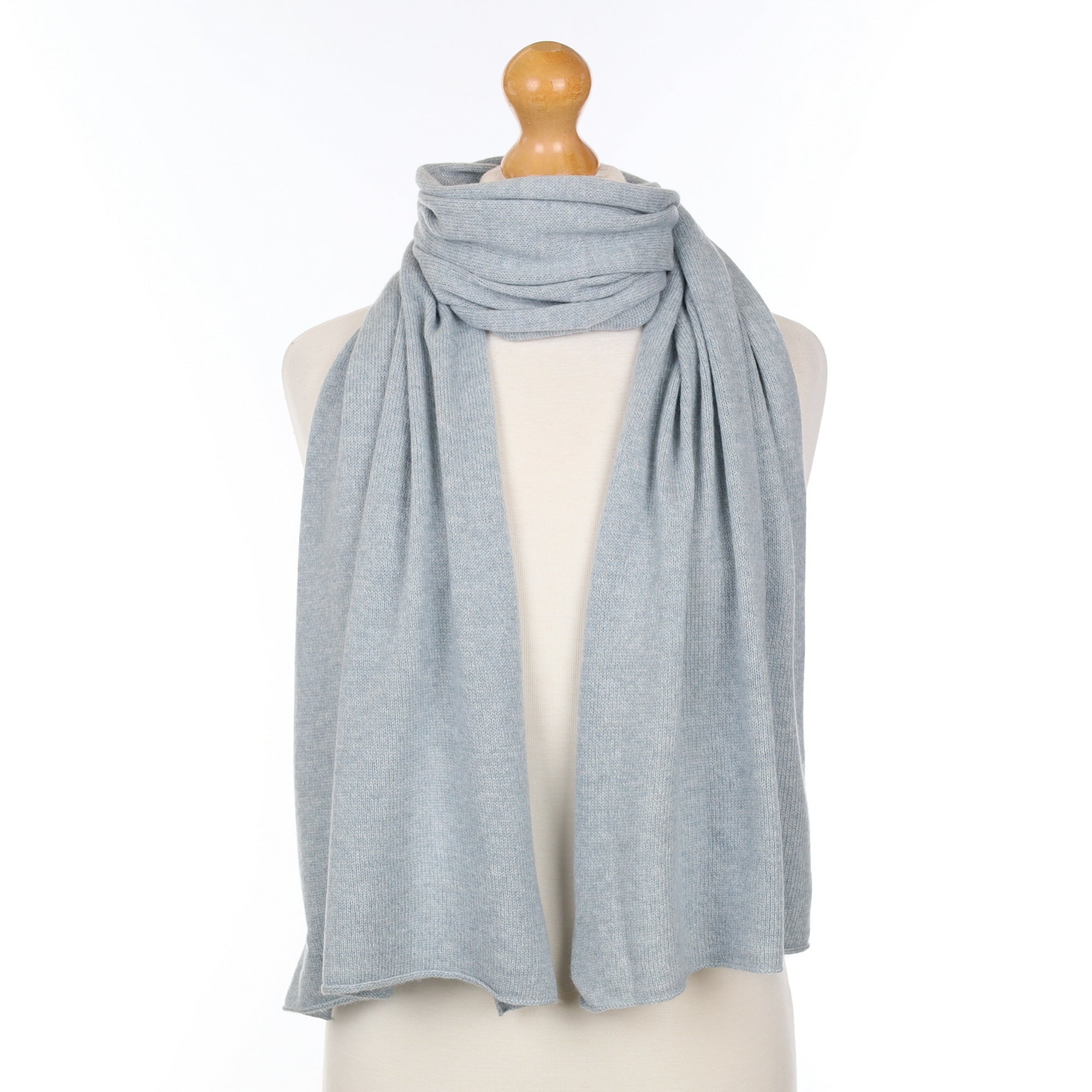 Brand New Scottish Pale Grey Blue Cashmere Knitted Scarf