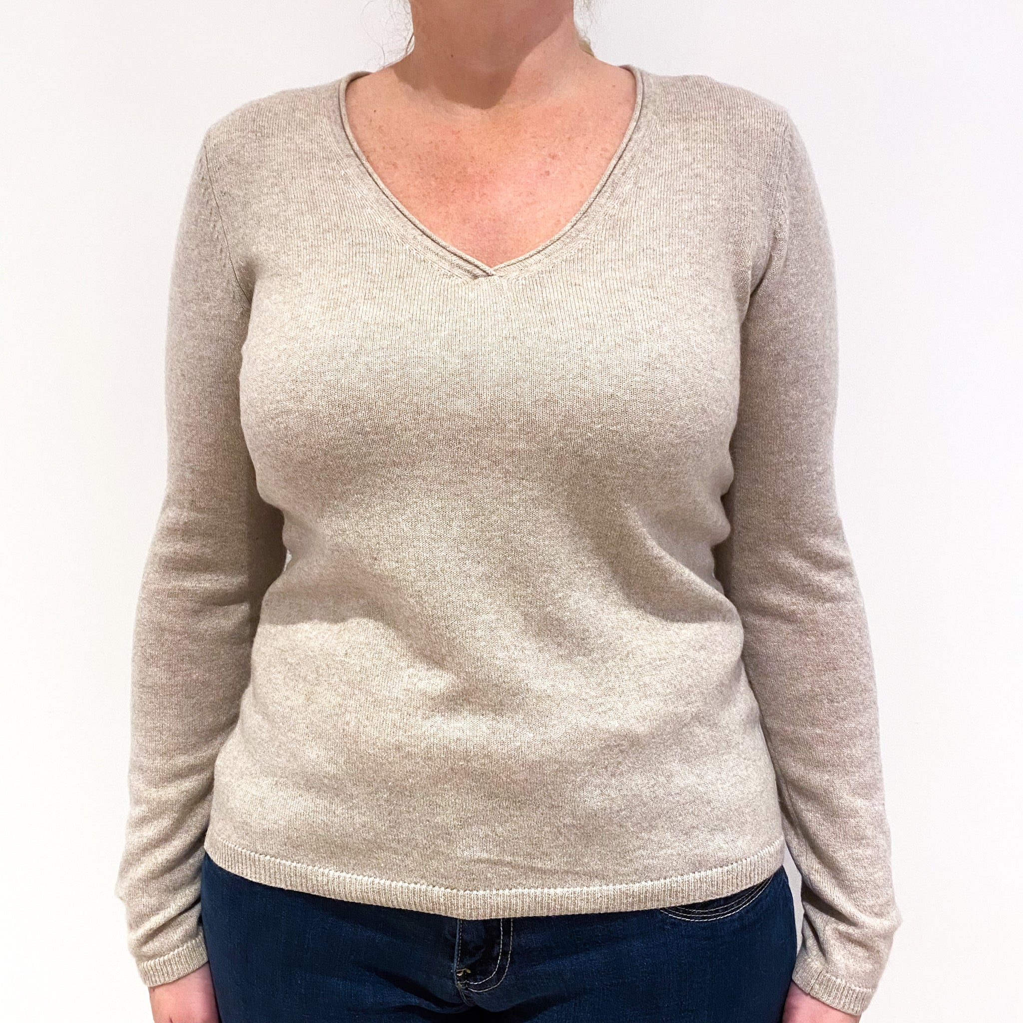Fudge Brown Cashmere V-Neck Jumper Large