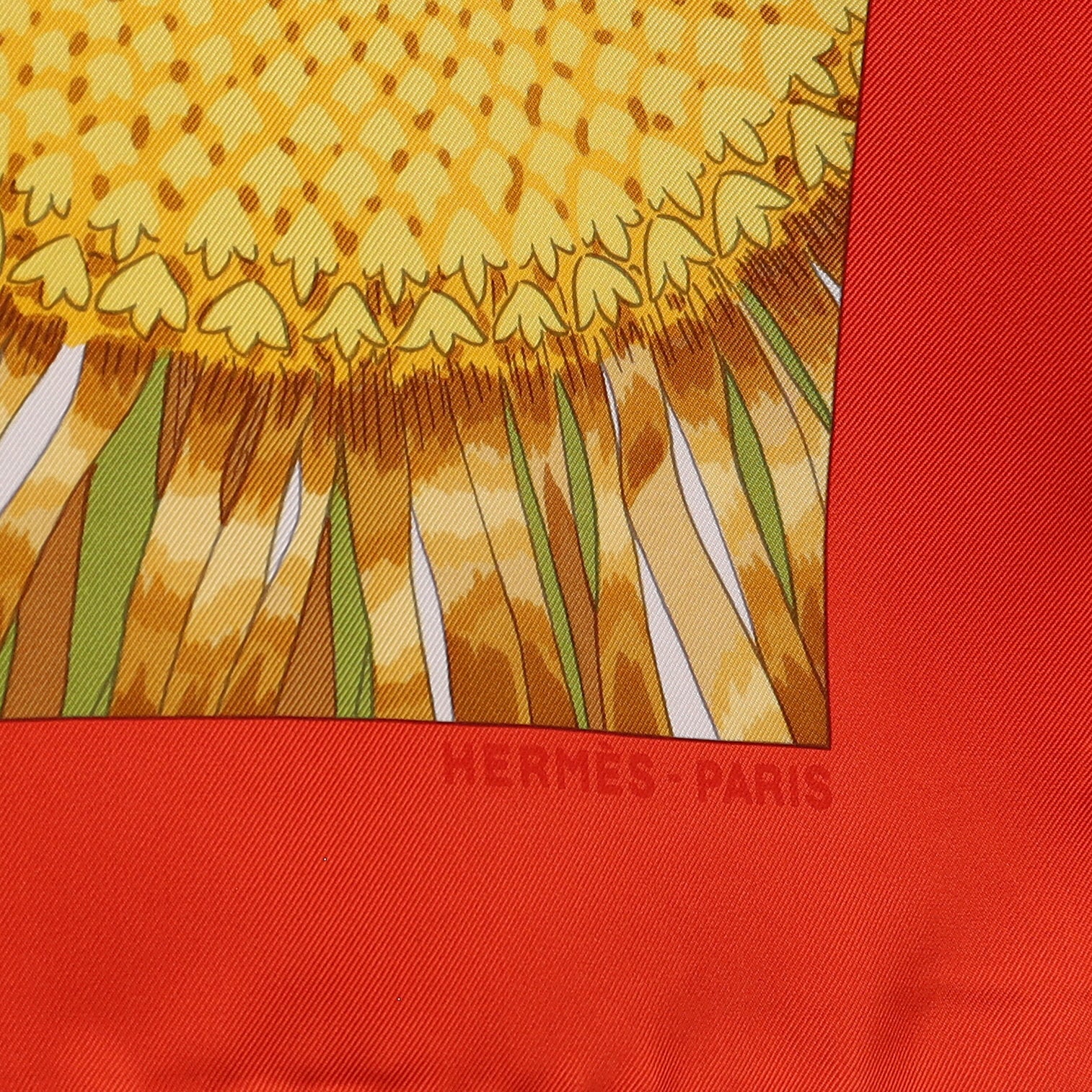Brand New Boxed Hermès Fleurs et Carlines II Silk Scarf