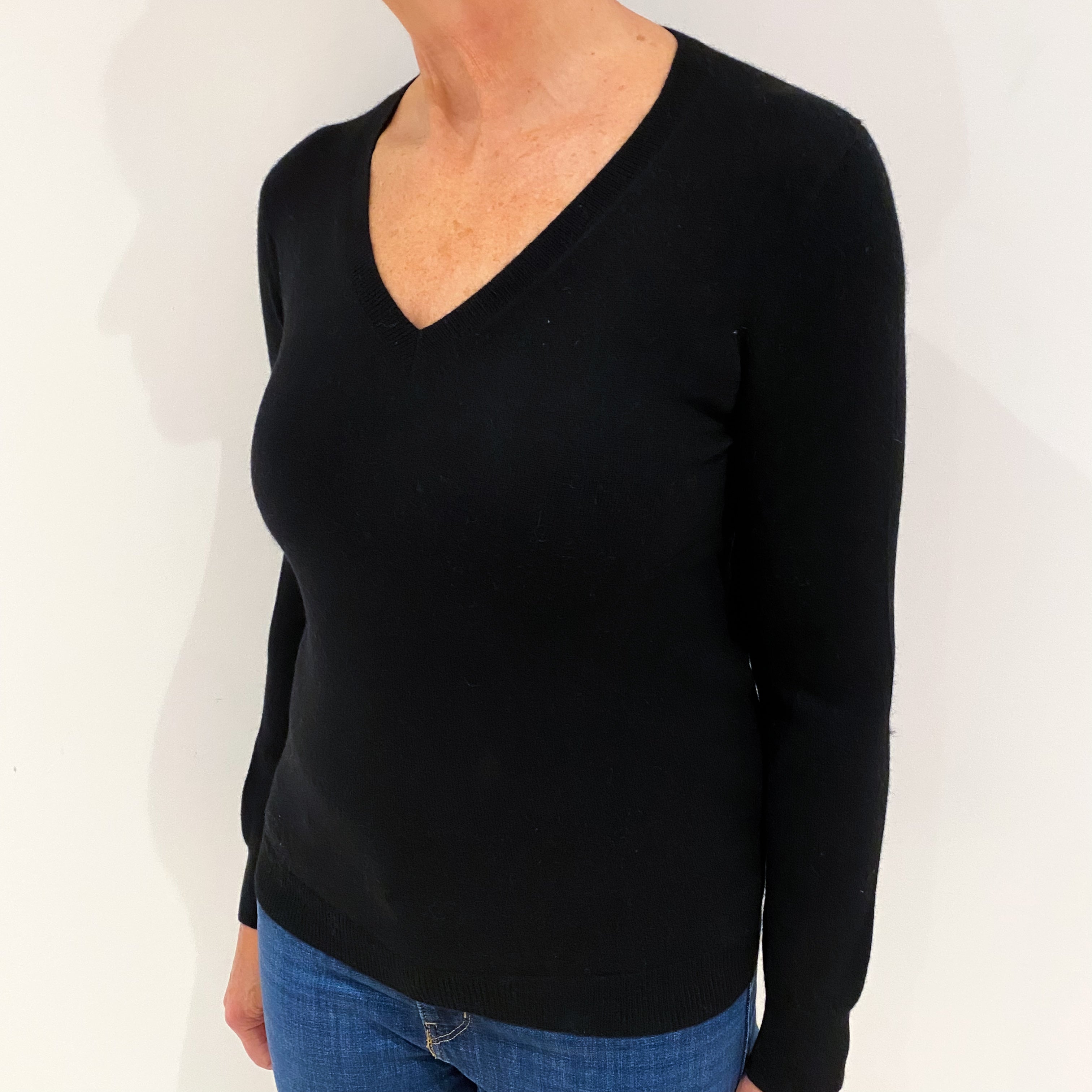 Black Cashmere V Neck Jumper Medium