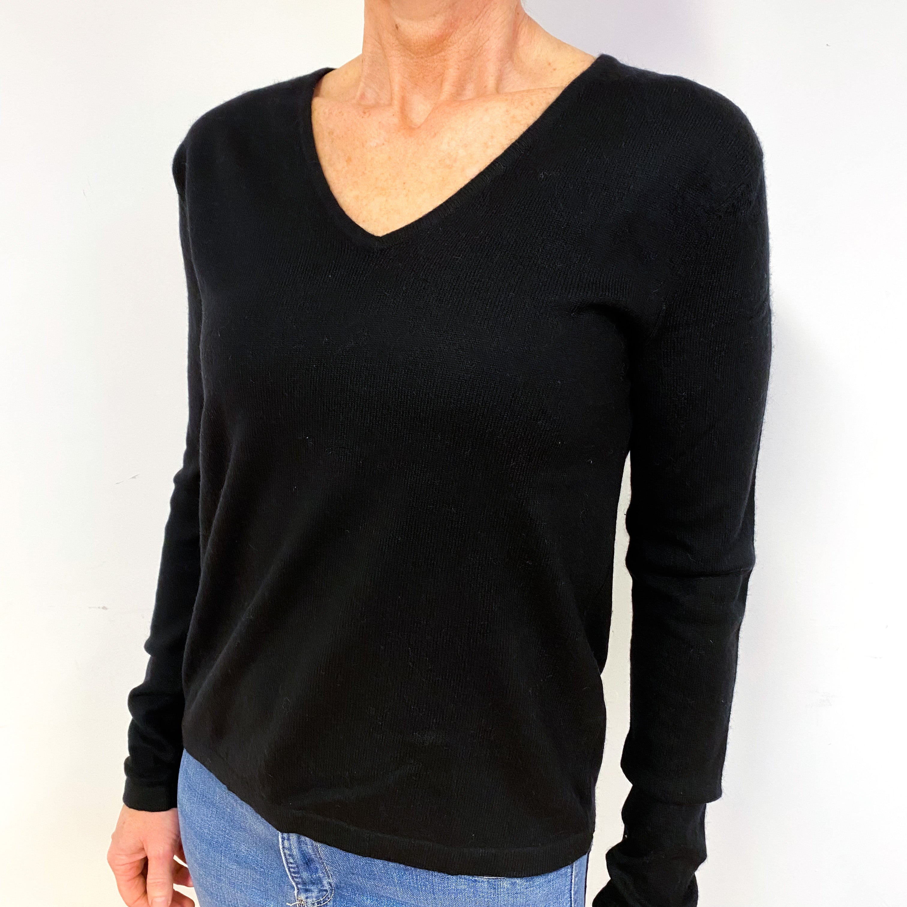 Black Cashmere V-Neck Jumper Medium