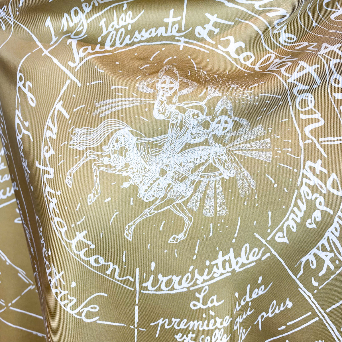 Immaculate Boxed Hermes Naissance d’une Idee Designer Silk Scarf