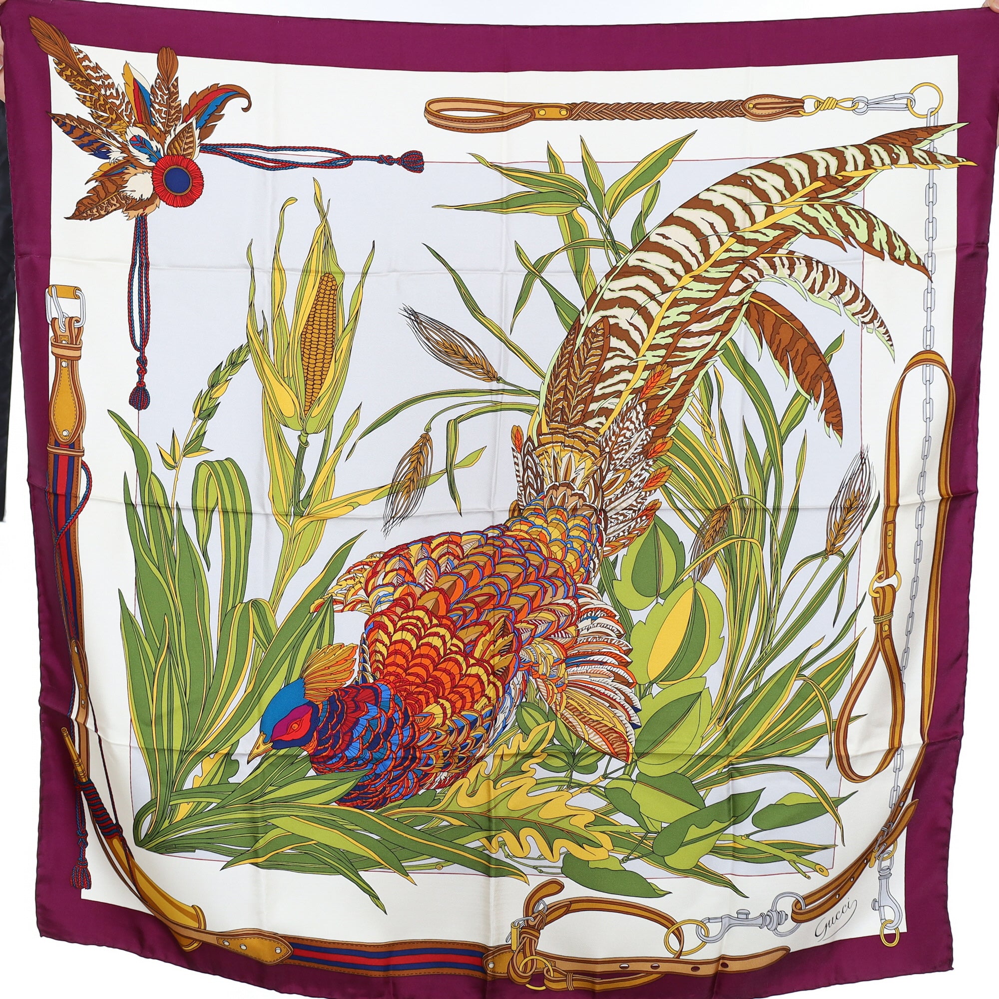 Brand New 1970s Gucci Vintage Silk Scarf
