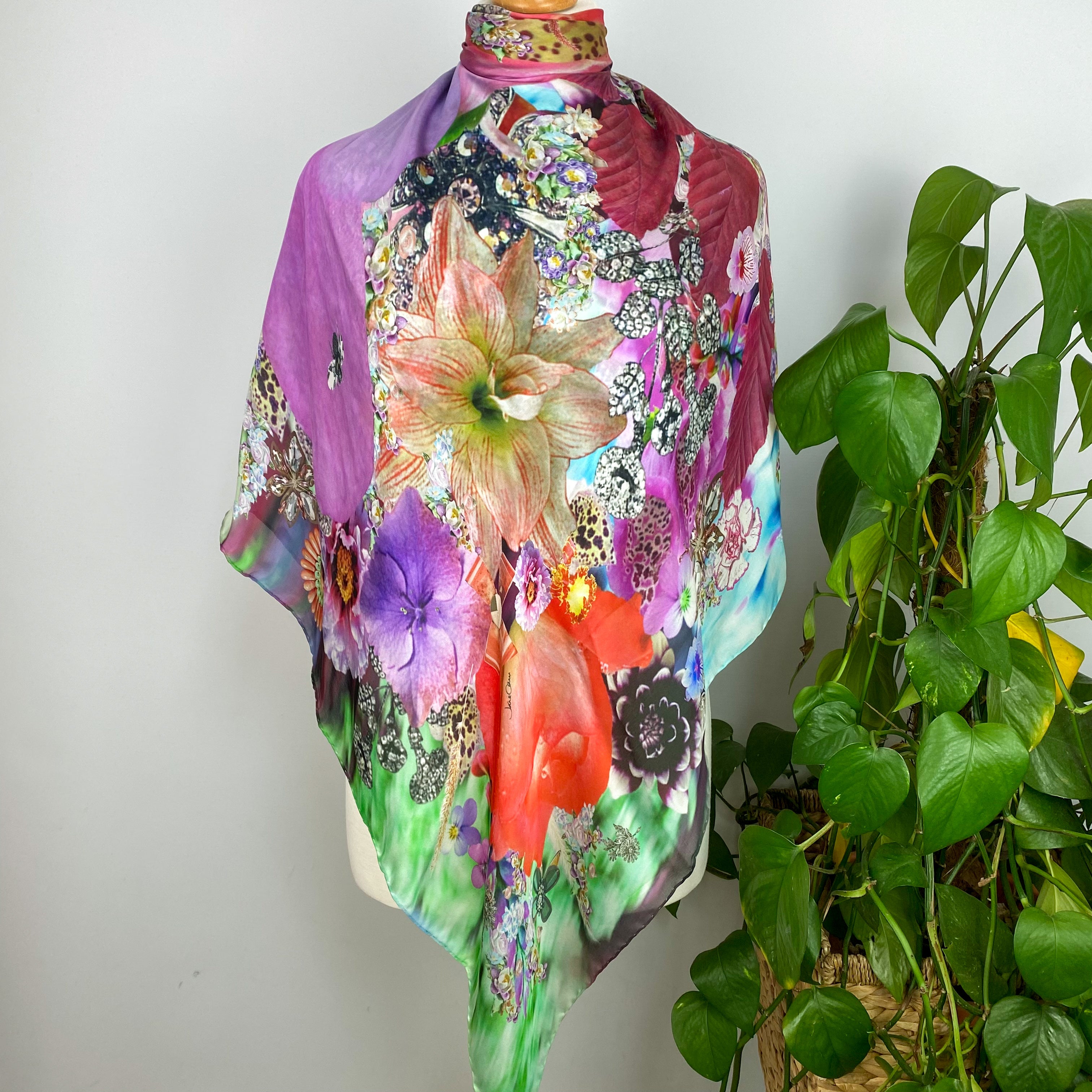 Brand New Jane Carr Designer Silk Scarf