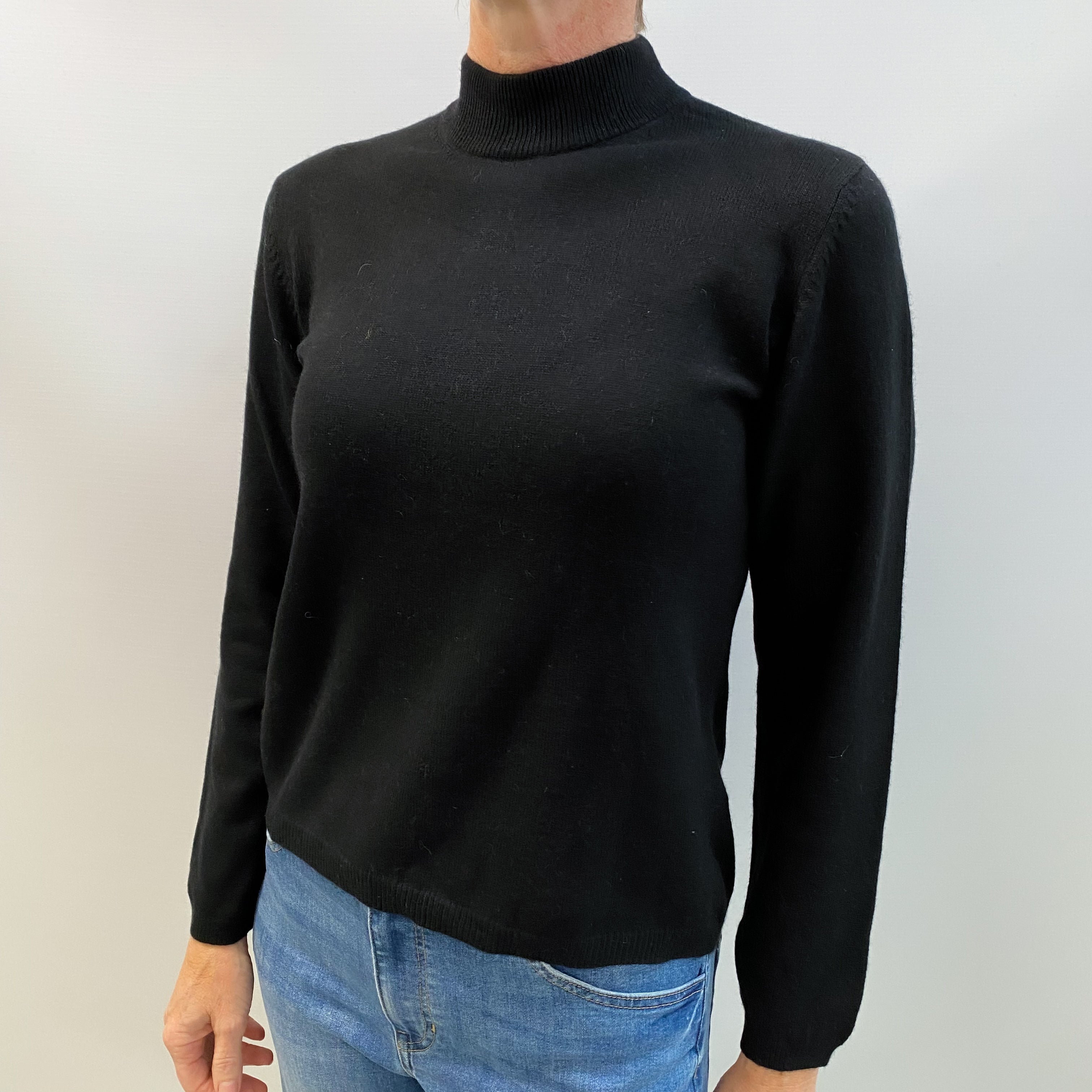 Black Cashmere Turtle Neck Jumper Small