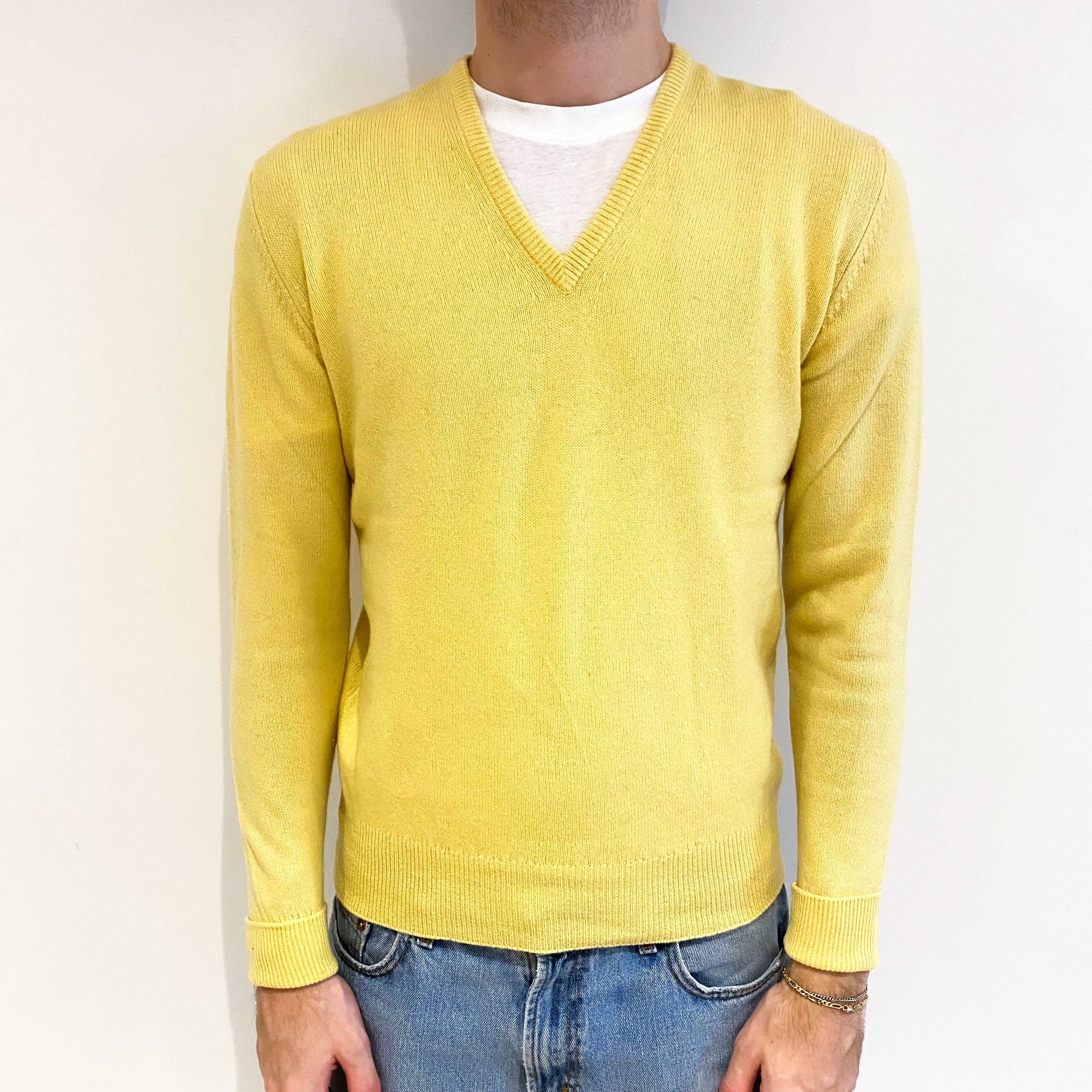 Men's Scottish Jaeger Citrus Yellow Cashmere V Neck Jumper Medium