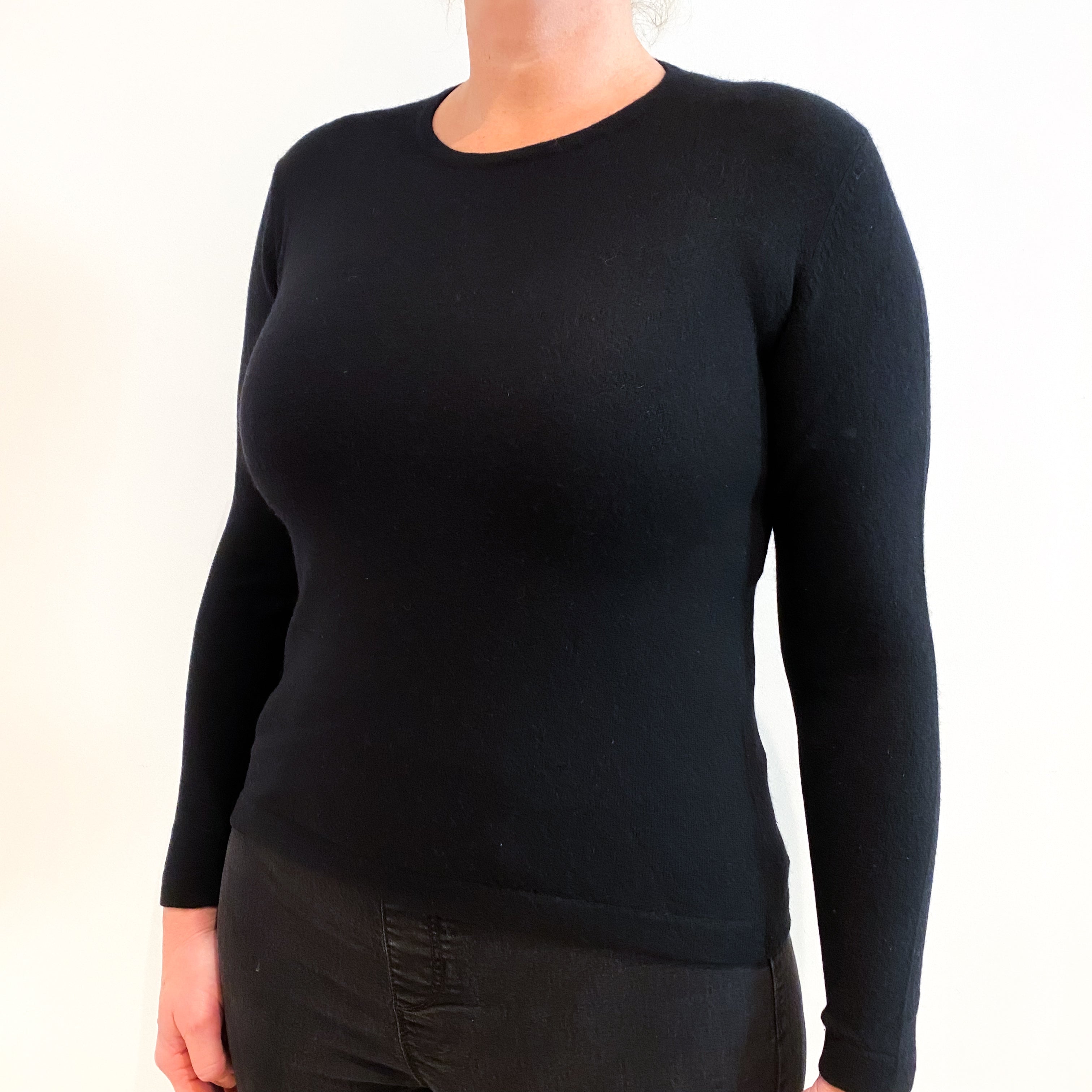 Black Cashmere Crew Neck Jumper Large