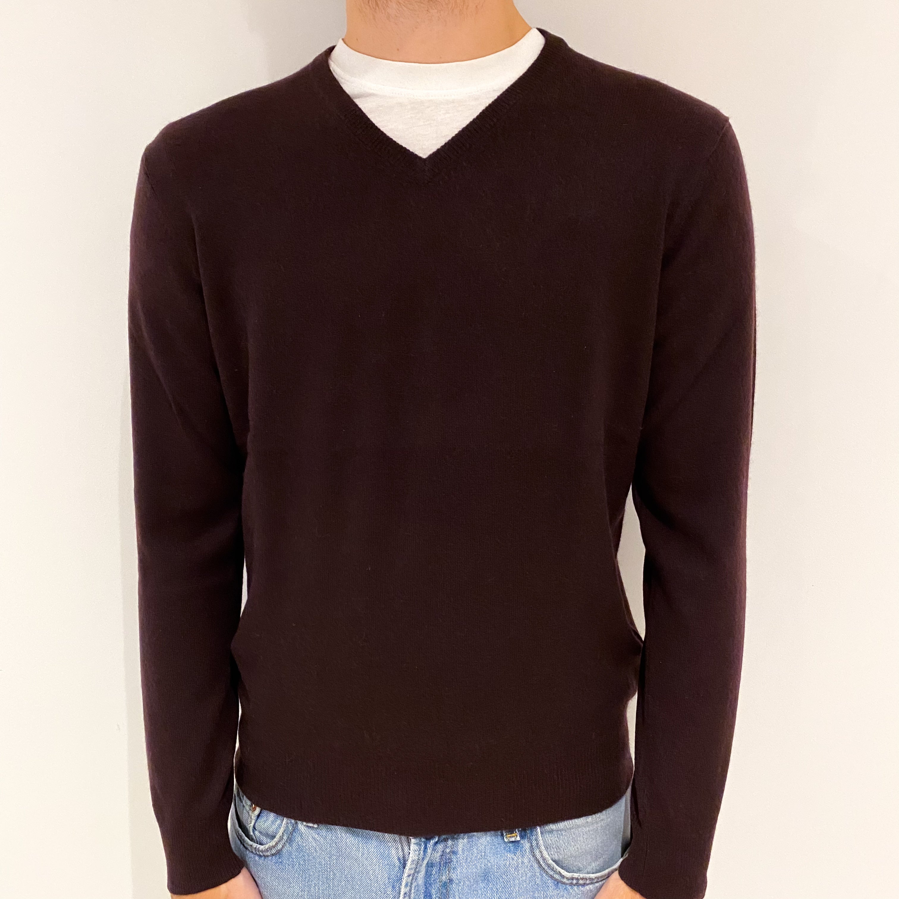 Men's Deep Burgundy Red Cashmere V-Neck Jumper Large