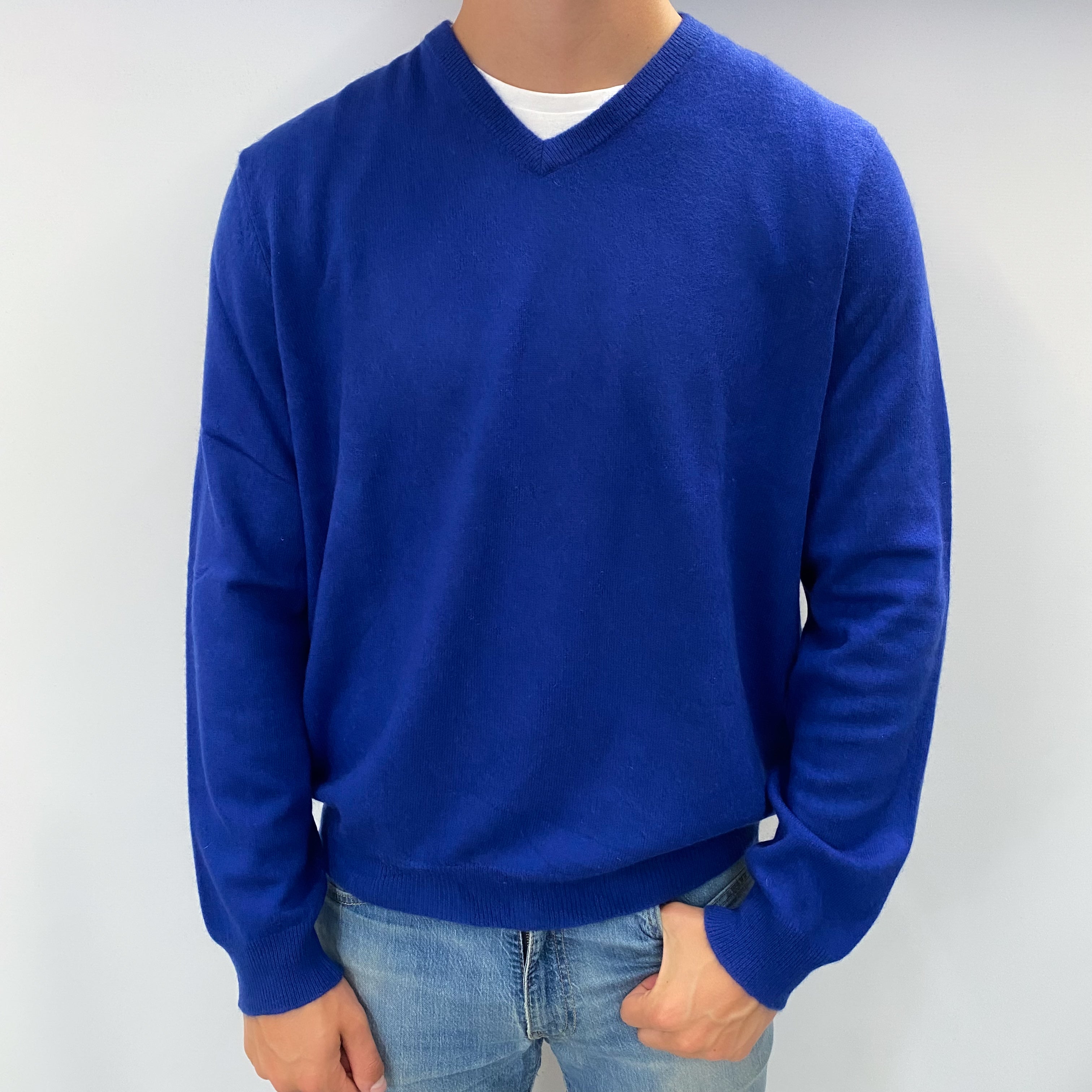 Men's Admiral Blue Cashmere V Neck Jumper XL