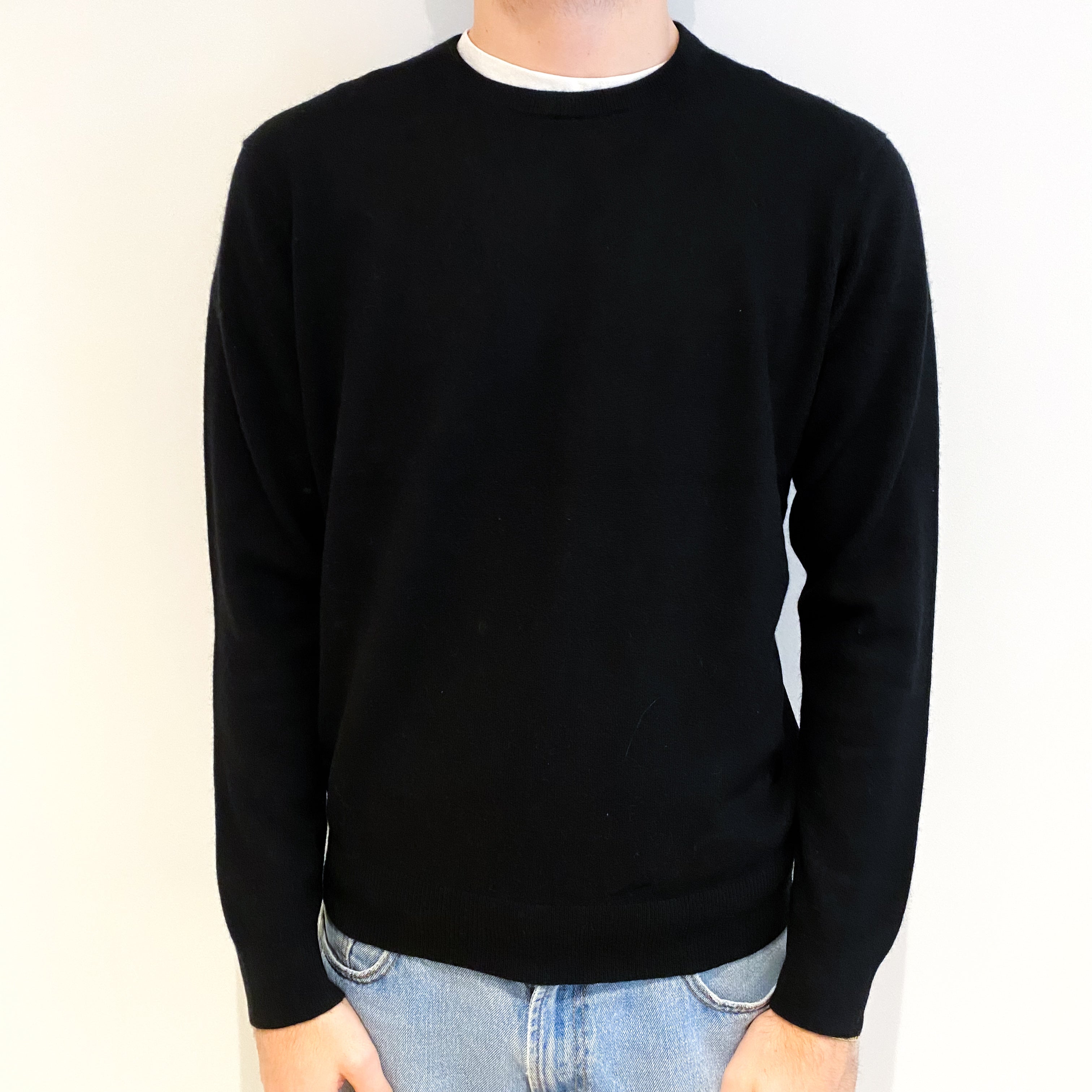 Men's Black Cashmere Crew Neck Jumper Large