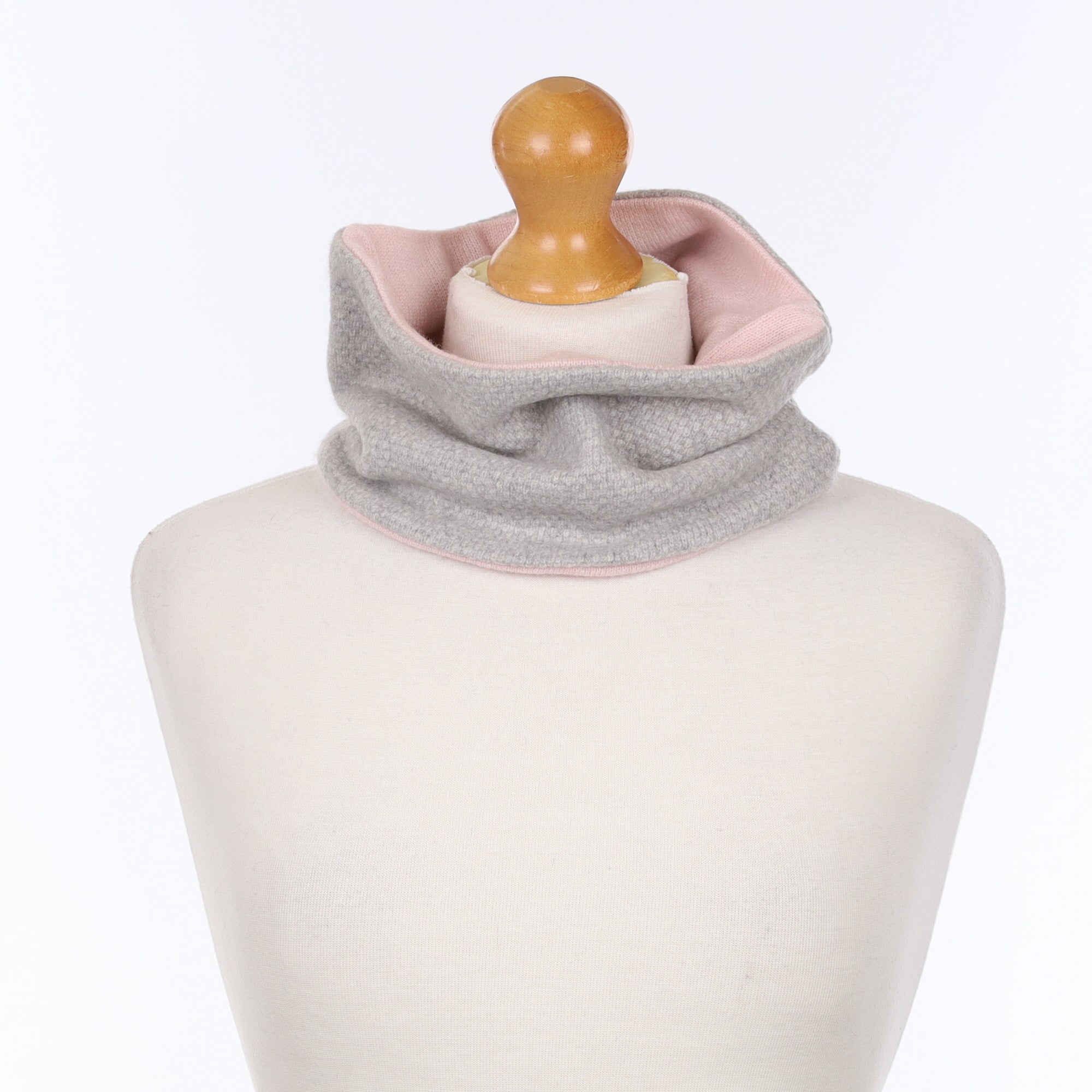 Frost Grey Textured and Ice Pink Neck Warmer