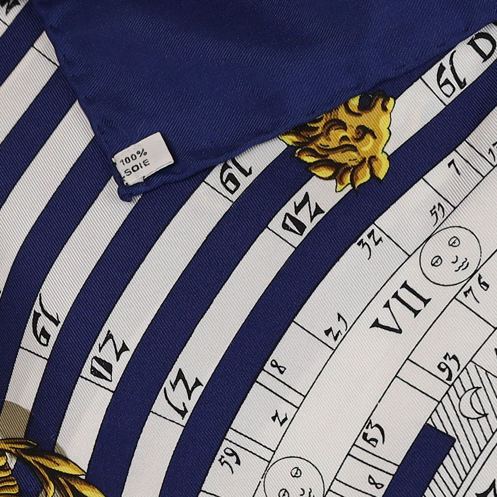 Brand New Boxed Hermès Dies et Hore Astrologie Silk Scarf