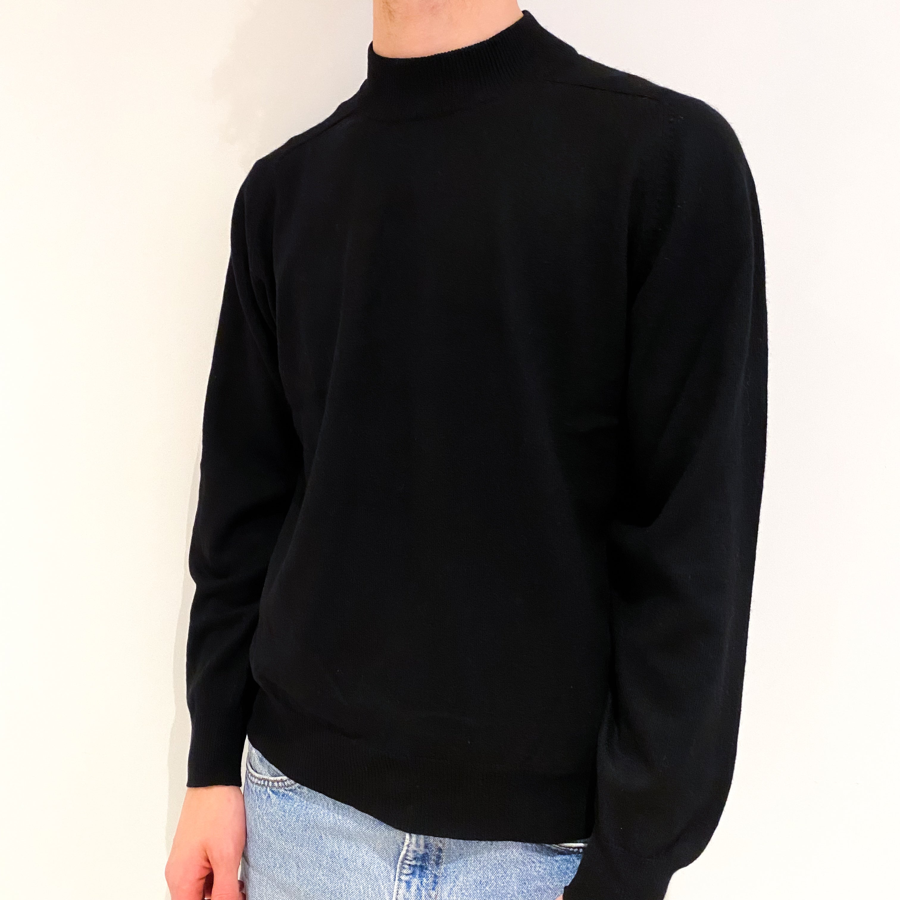 Men's Black Cashmere Turtle Neck Jumper Medium