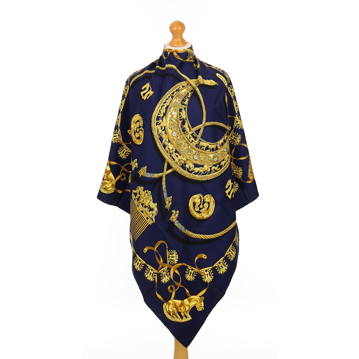 Pristine Hermès Les Cavaliers D’or Silk Scarf