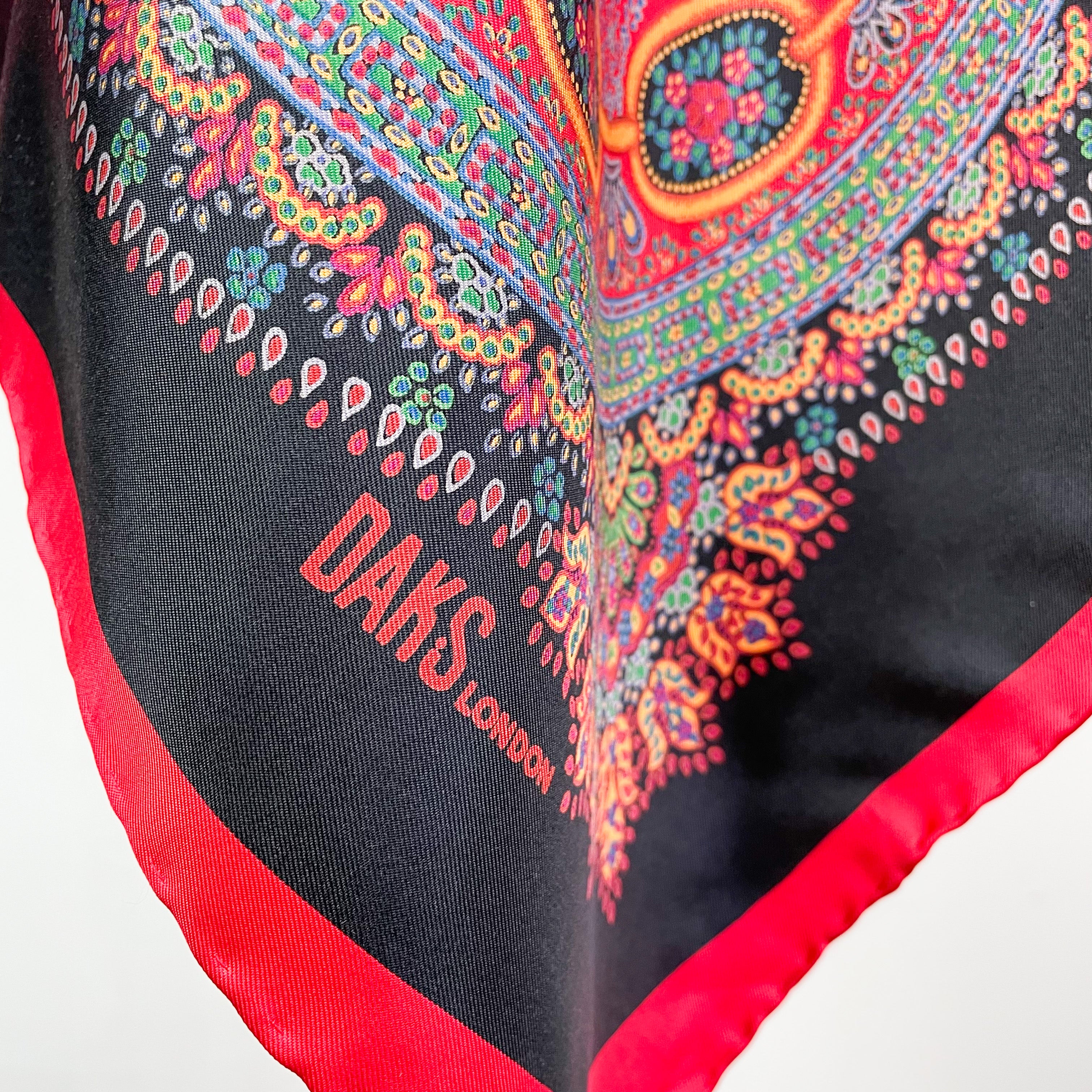 Immaculate Daks Paisley Design Vintage Silk Scarf