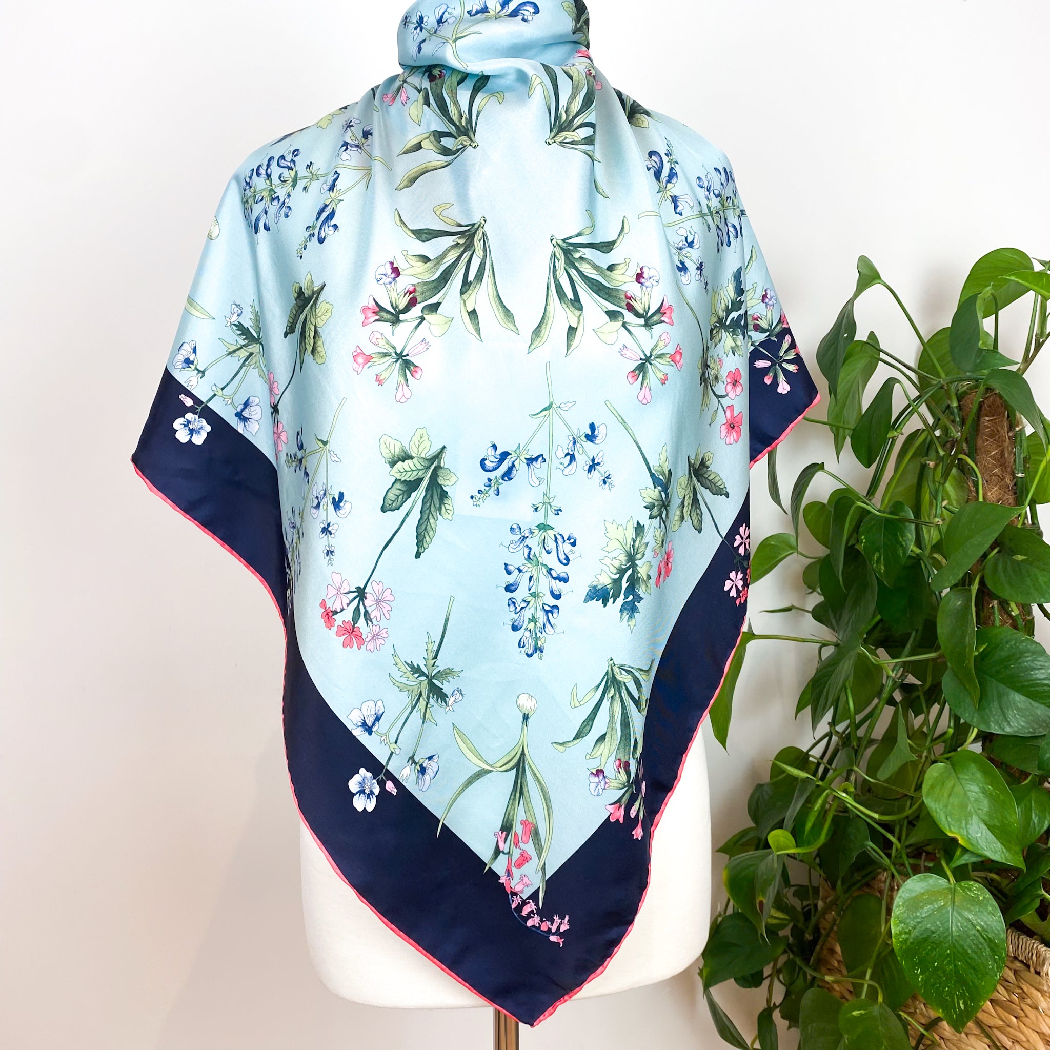 Immaculate Joules Floral Design Silk Scarf