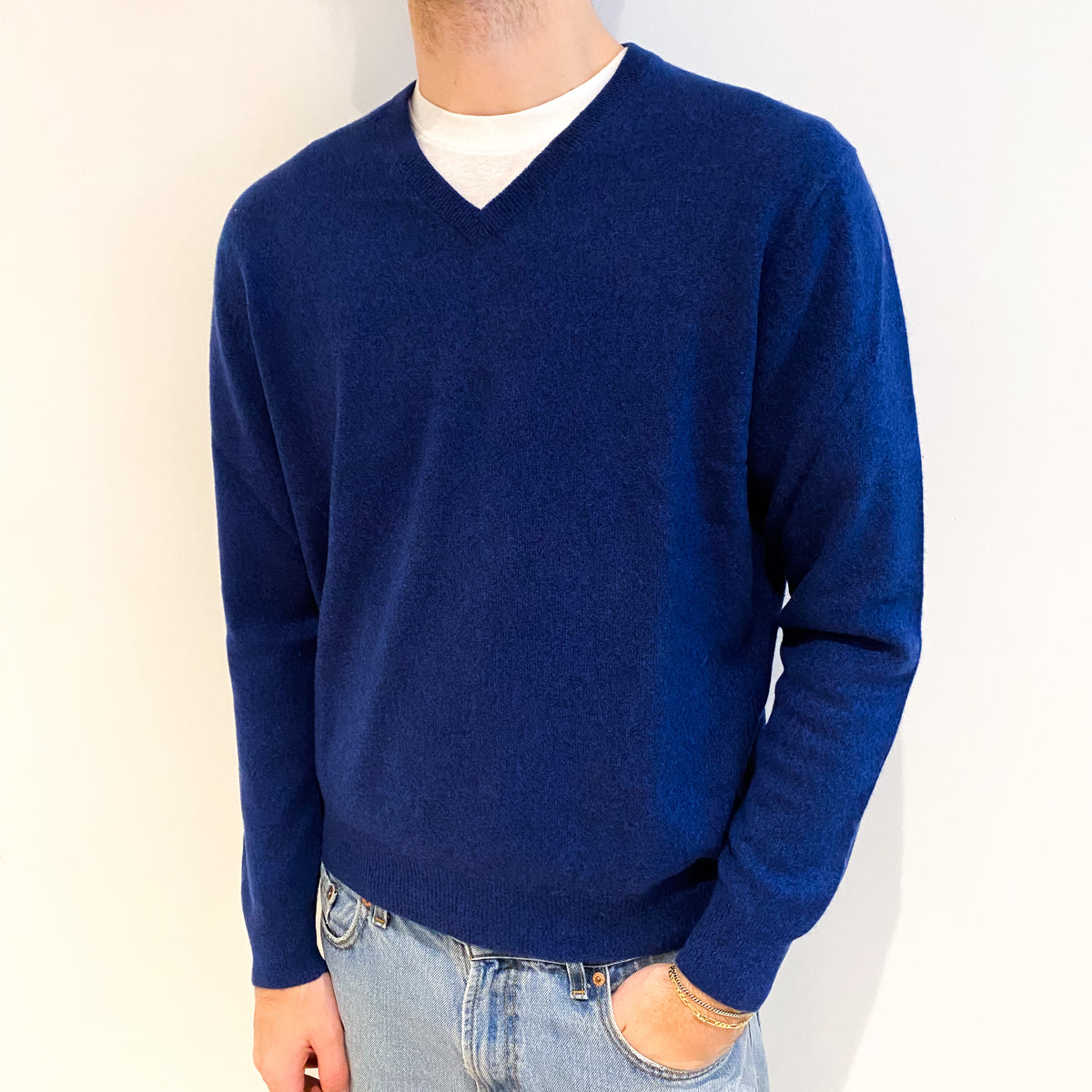 Men's French Navy Cashmere V Neck Jumper Large