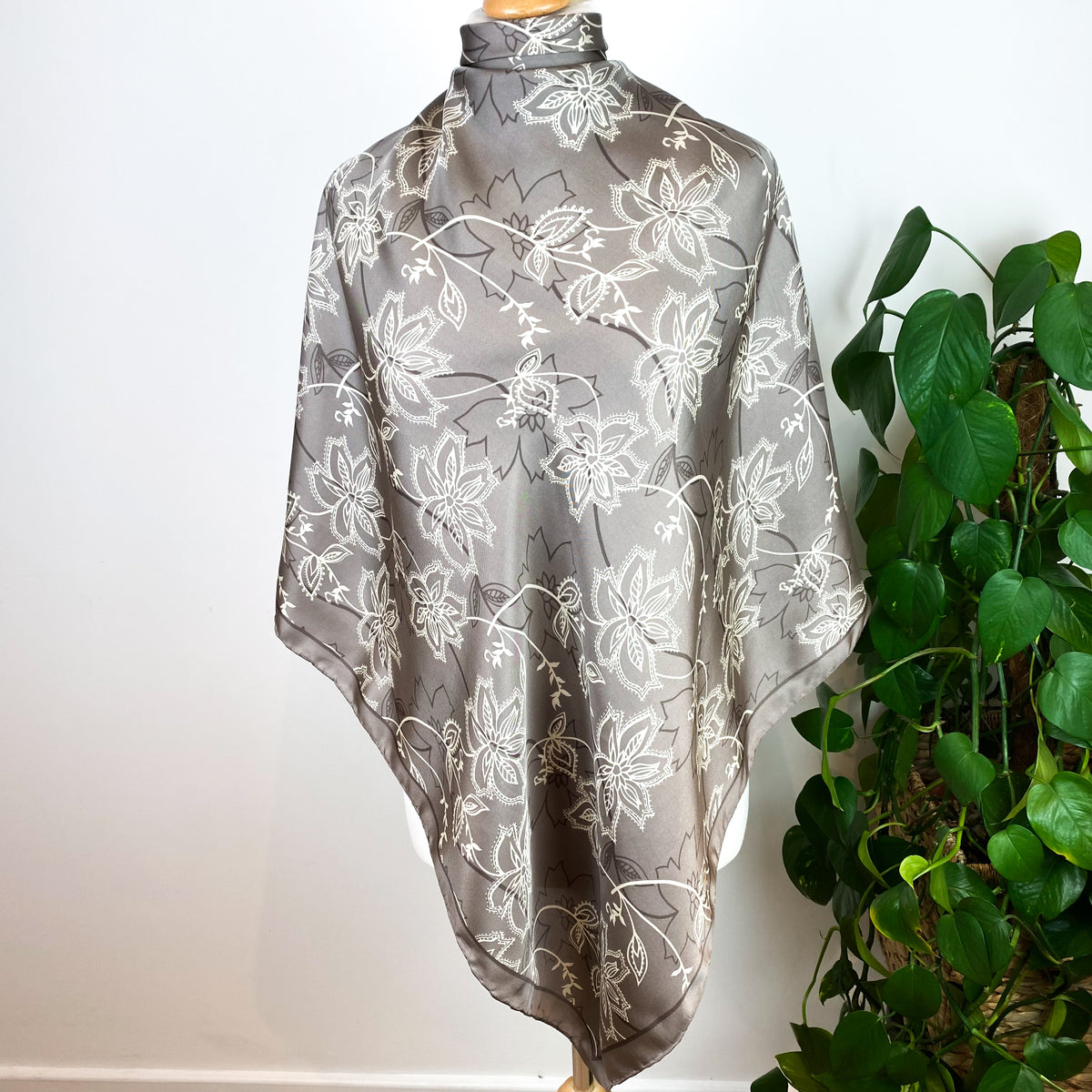 Beckford Silk Scarf