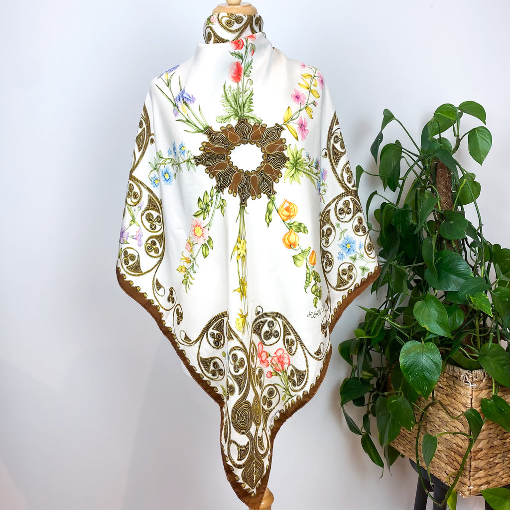 Foulard Vintage Hermès Arabesques Par Henri D’Origny (1964) – Cachemire & Soie – Châle XL