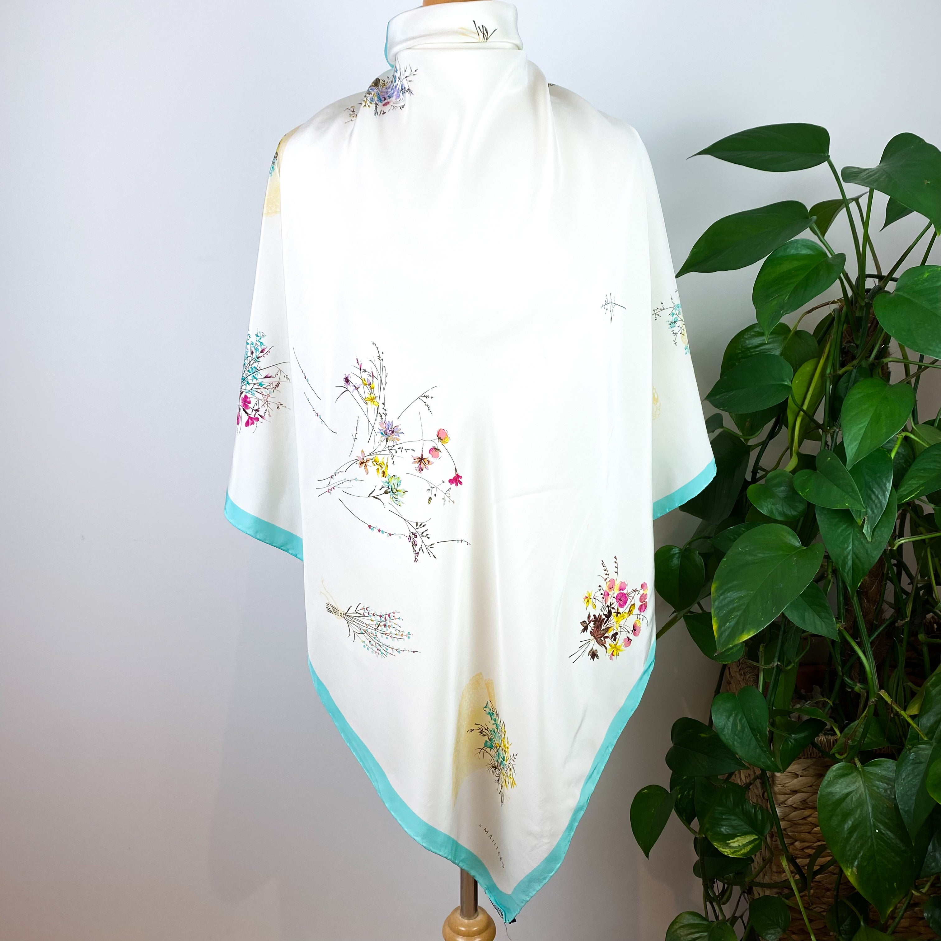 1980s Pretty Mantero Floral Vintage Silk Scarf