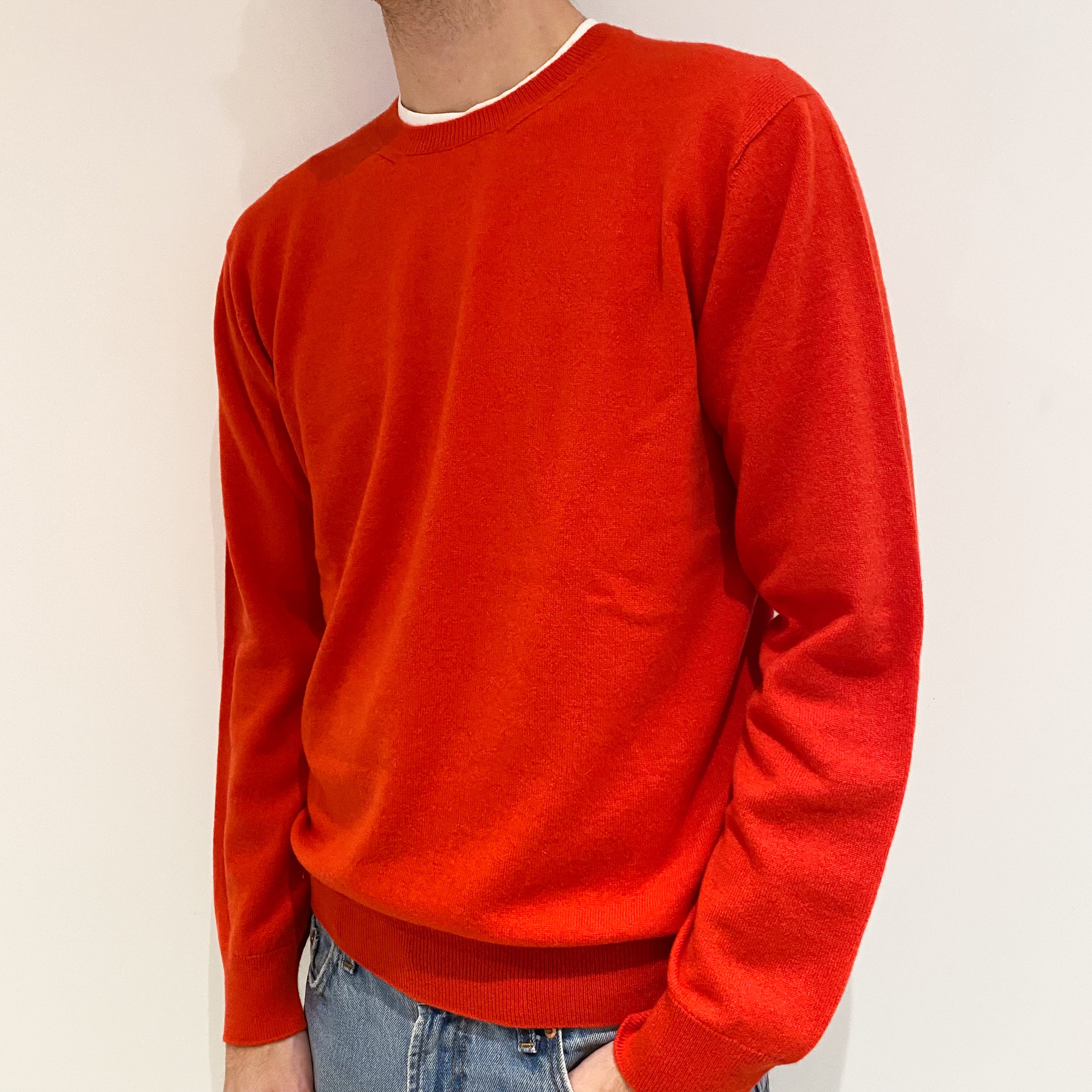 Men’s Brand New Scottish Vermillion Red Crew Neck Jumper Large