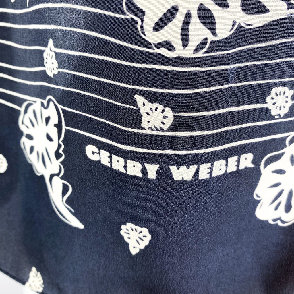 Gerry Weber Monochrome Silk Scarf