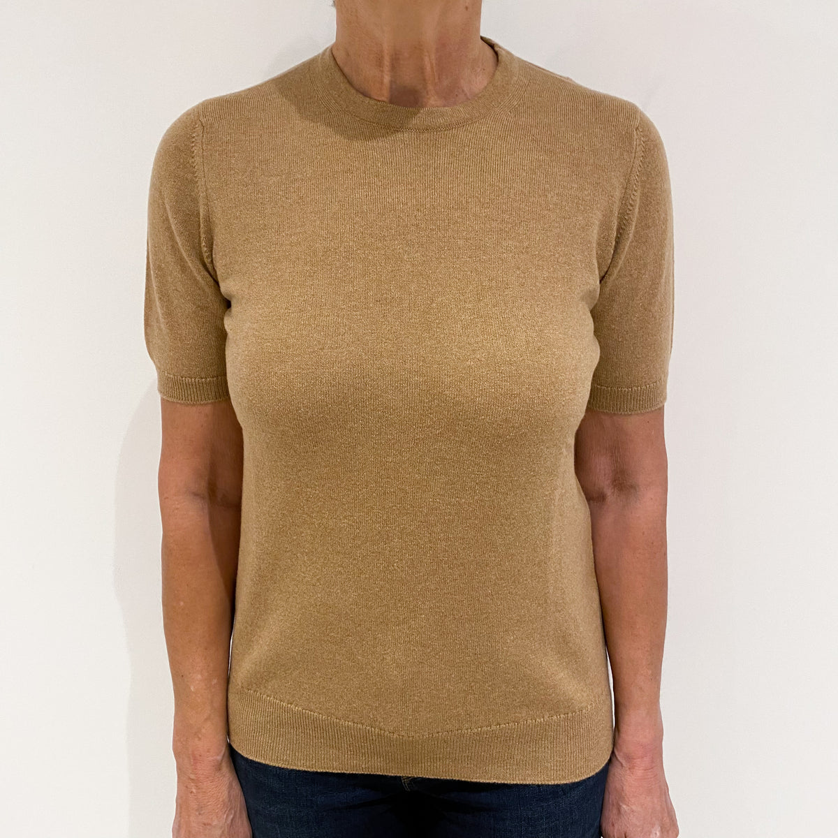 Brand New Scottish Caramel Brown Short Sleeved Cashmere Crew Neck Jumper XS