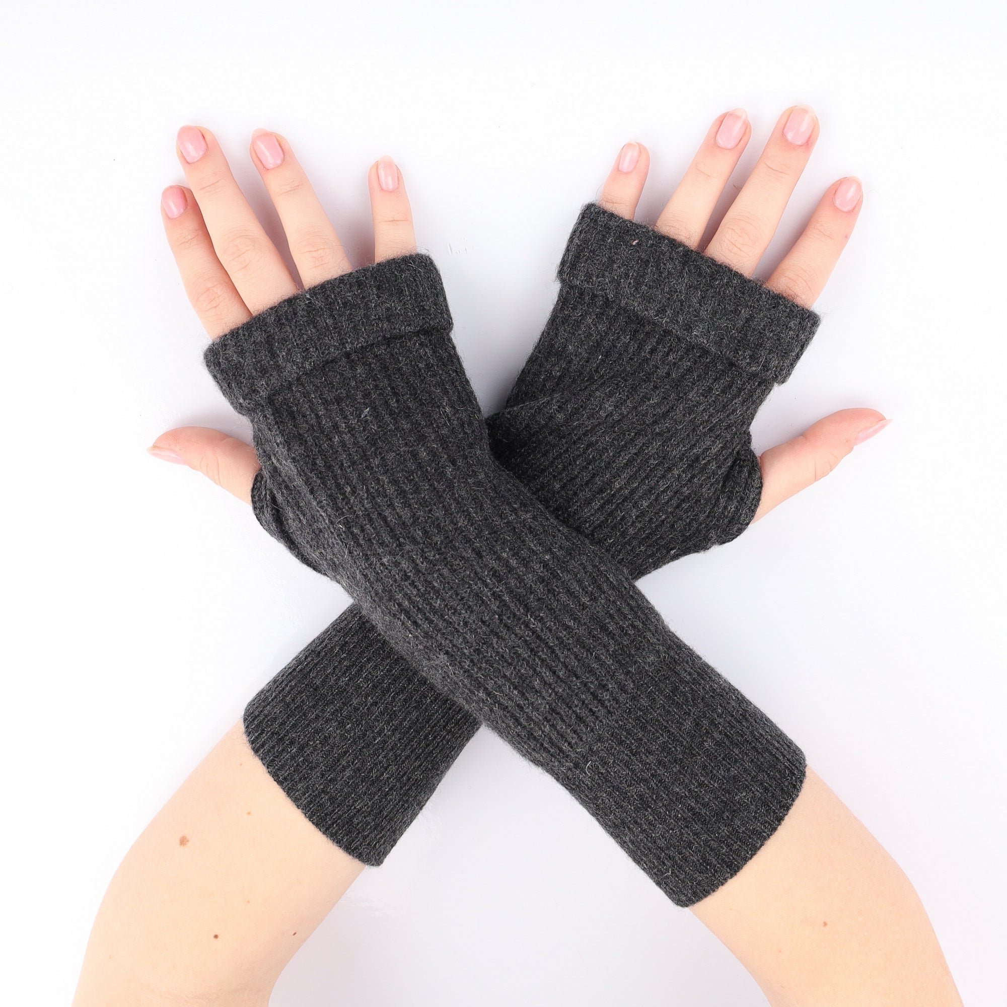 Charcoal Grey Ribbed Fingerless Gloves