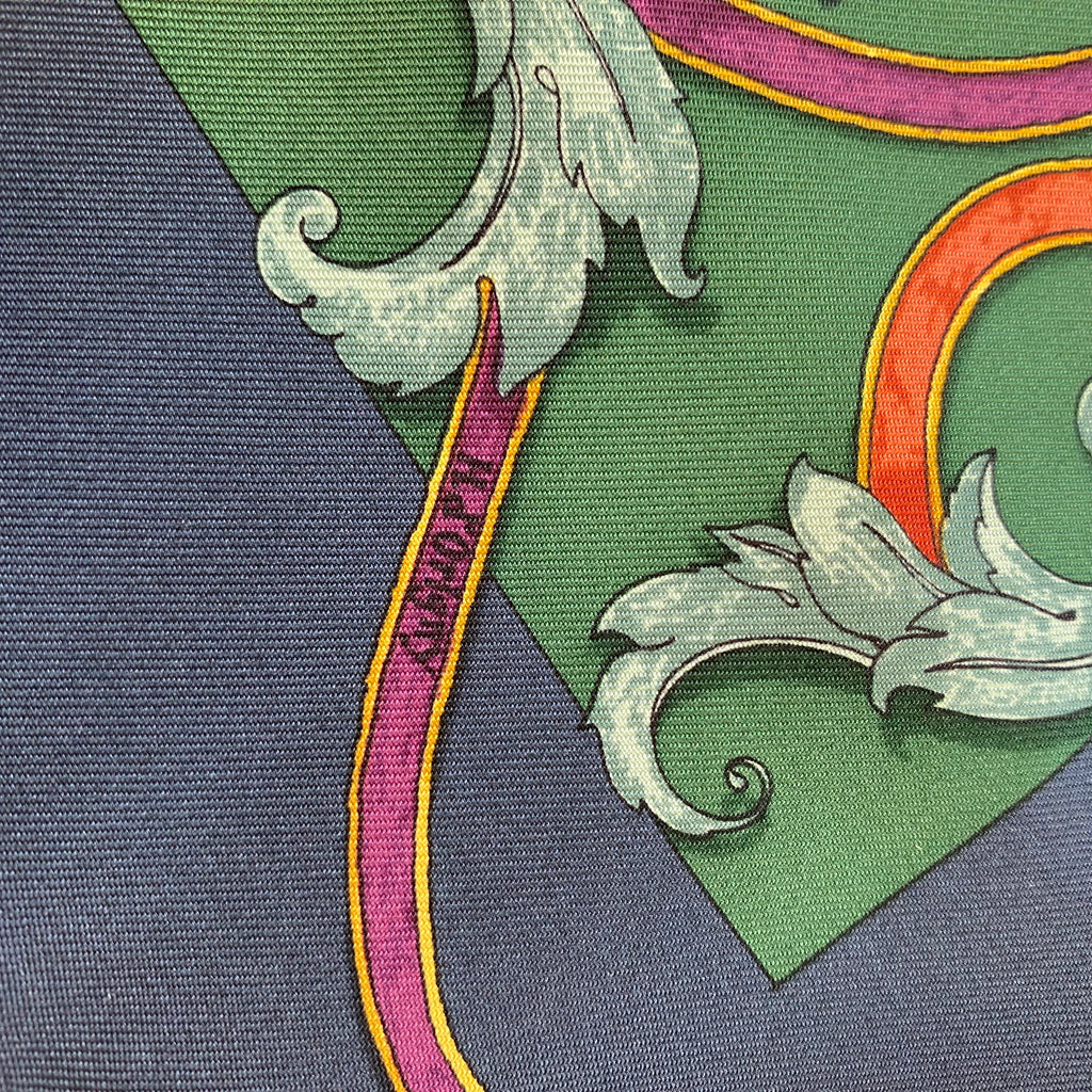 Hermès 45 L’instruction Du Roy Silk Scarf