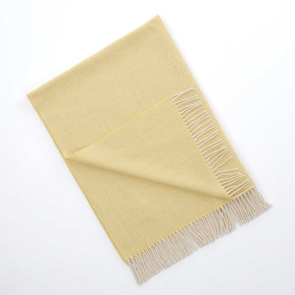 Brand New English Primrose Yellow Patterned Luxury Woven Cashmere Cot Baby Blanket