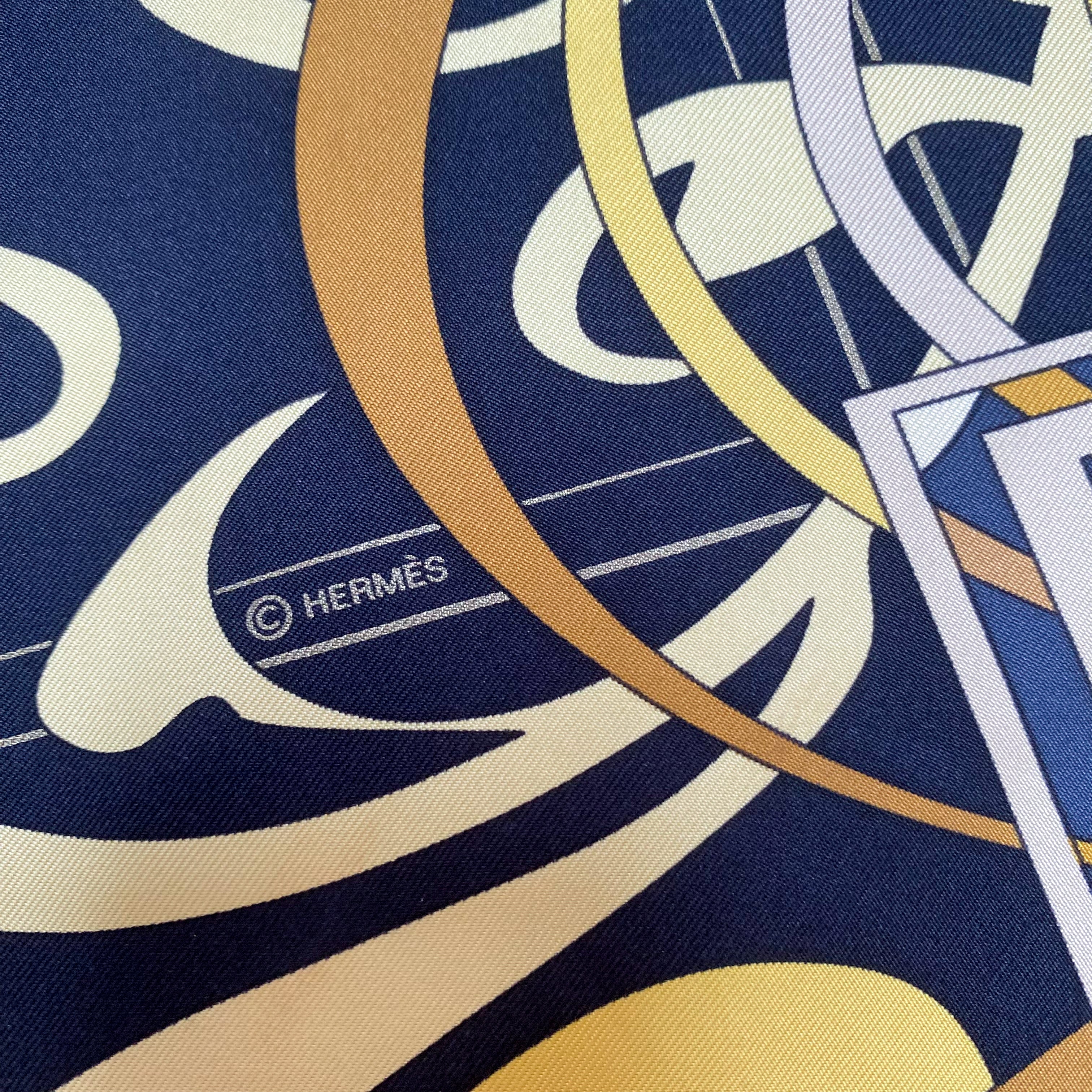 Boxed Hermès Comme Histoires Silk Scarf