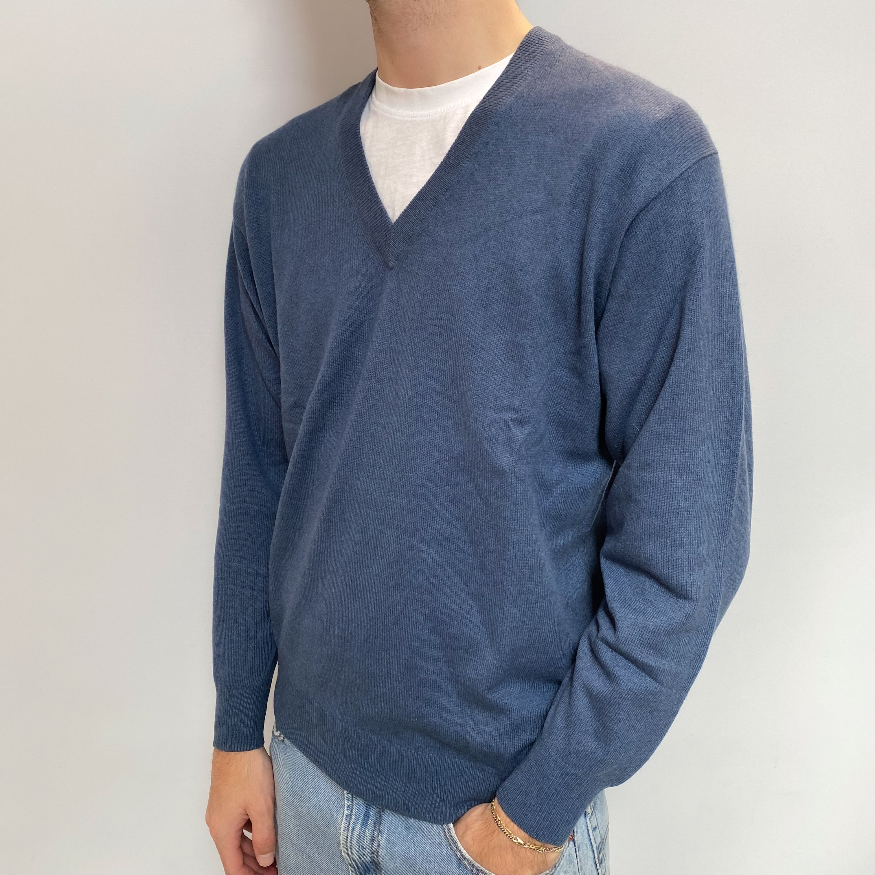 Men's Airforce Blue Cashmere V Neck Jumper Large
