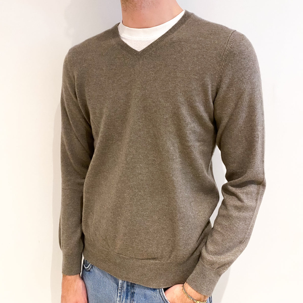 Men's Mocha Brown Cashmere V Neck Jumper Medium