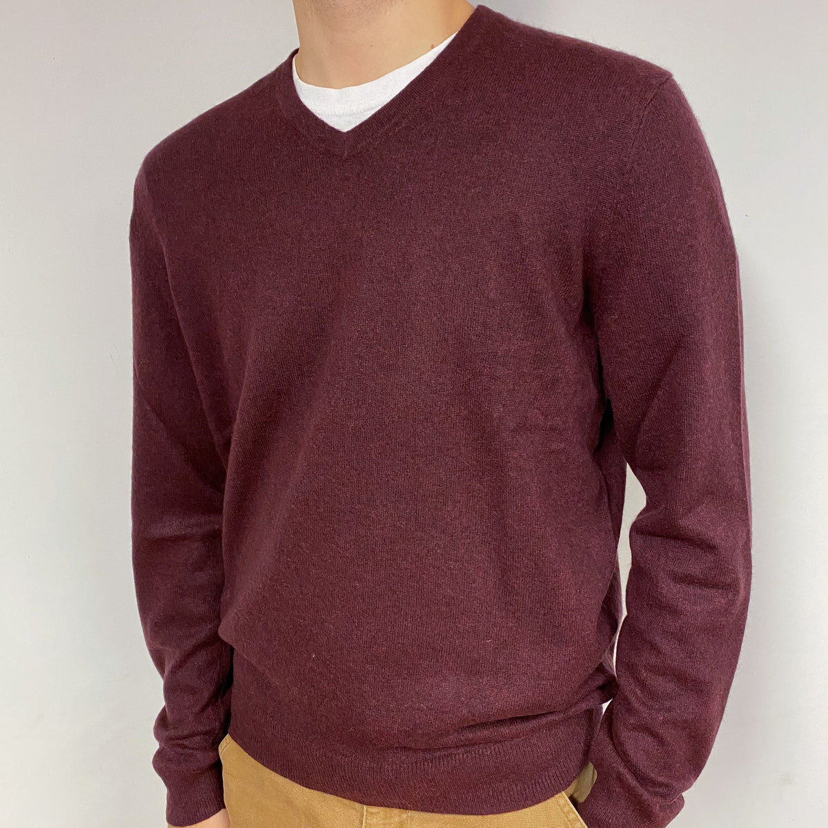 Maroon Red Men's Cashmere V-Neck Jumper Large