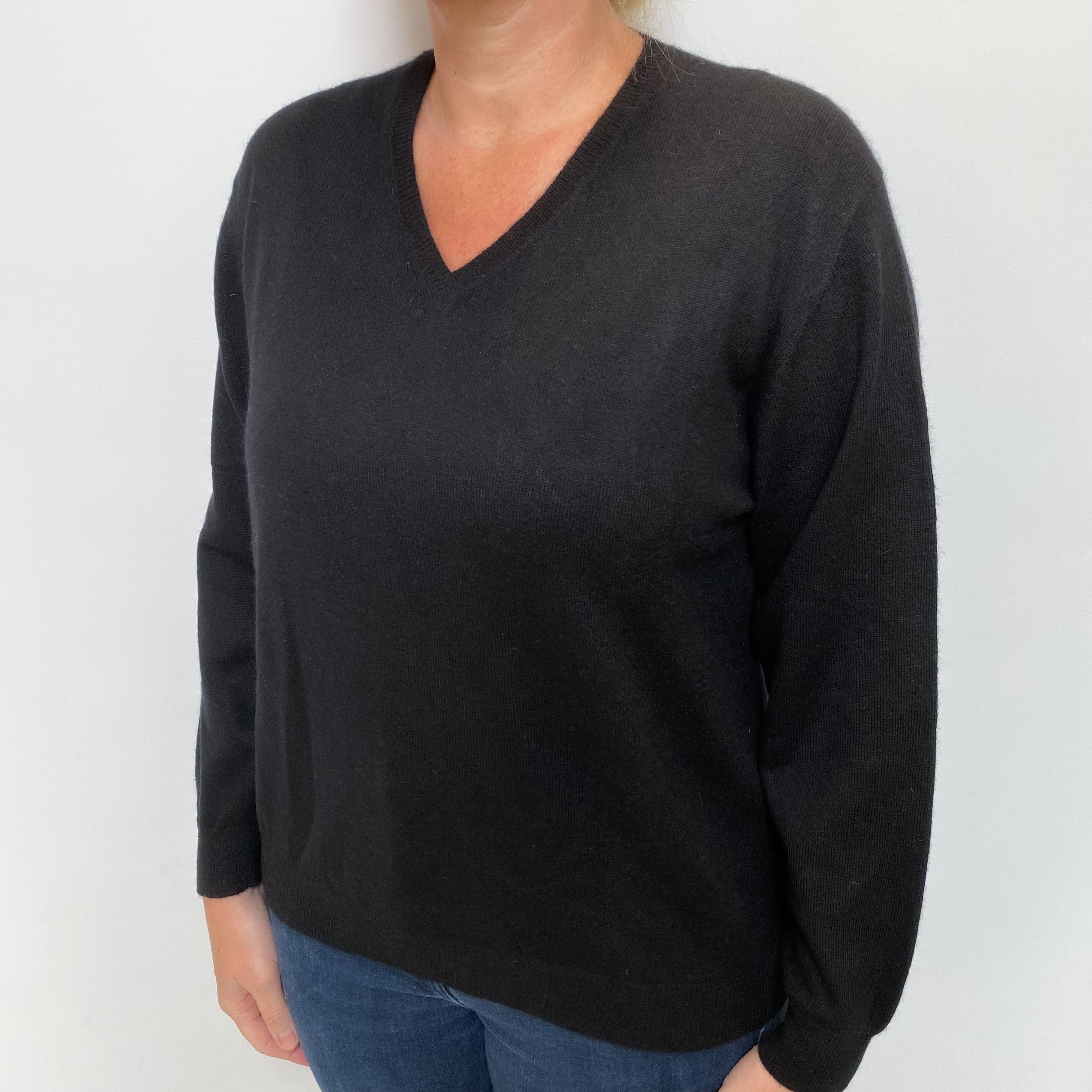 Black Cashmere V Neck Jumper Large