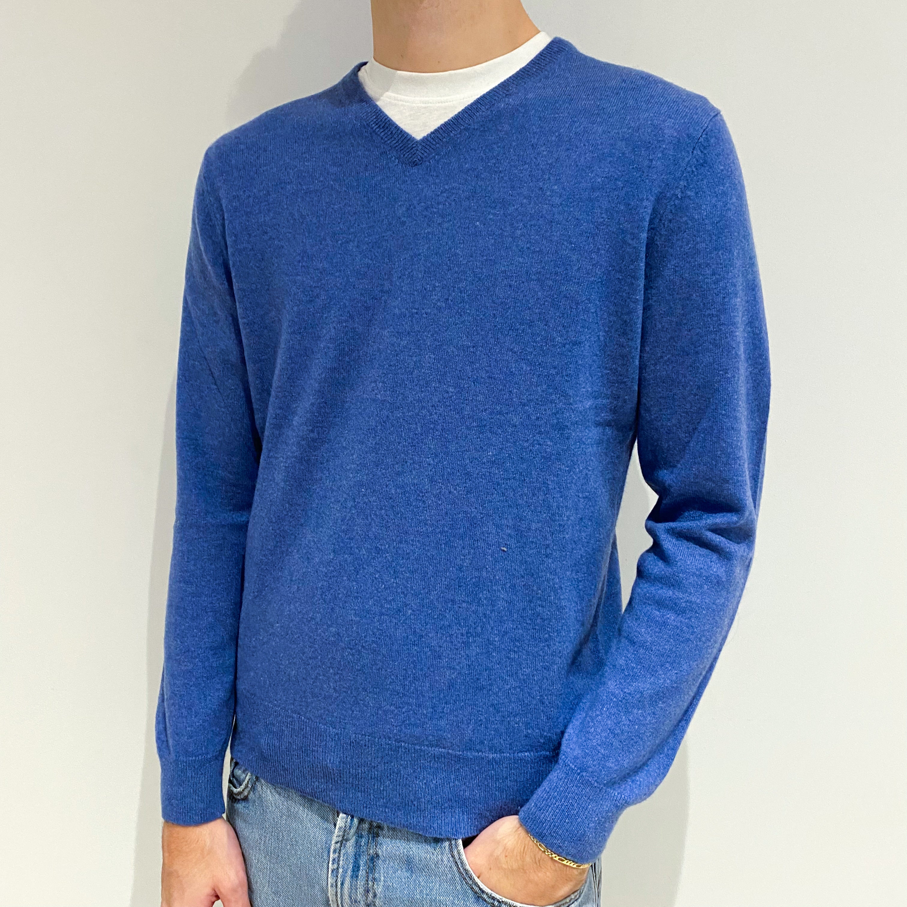 Men's Denim Blue Cashmere V-Neck Jumper Large