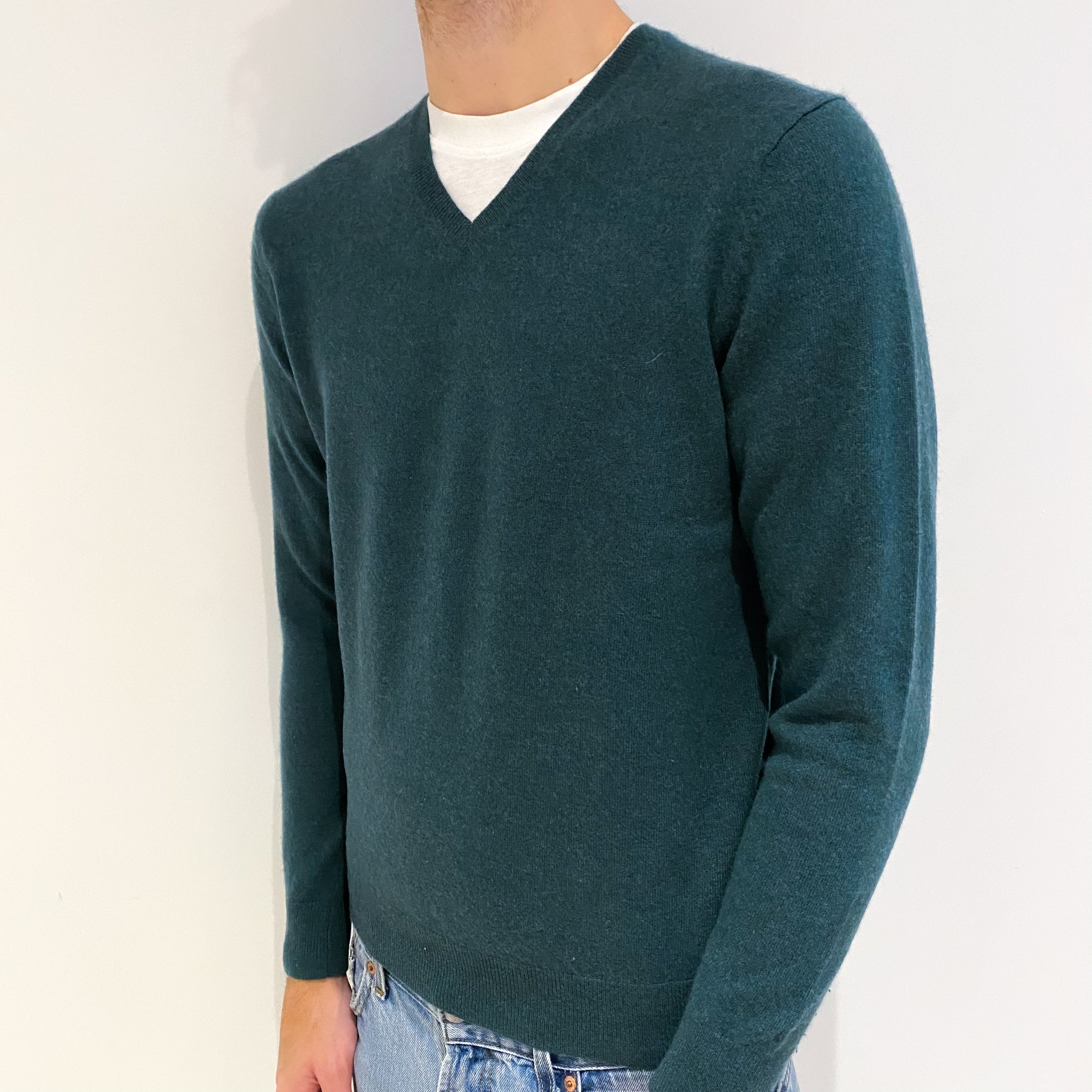 Men's Spruce Green Cashmere V Neck Jumper Large