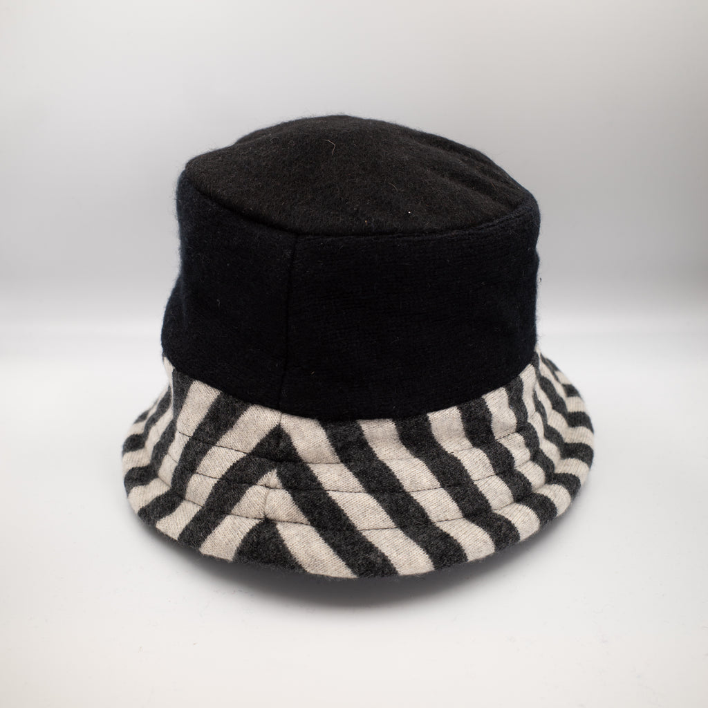 Black and Grey Striped Reversible Cashmere Bucket Hat Medium