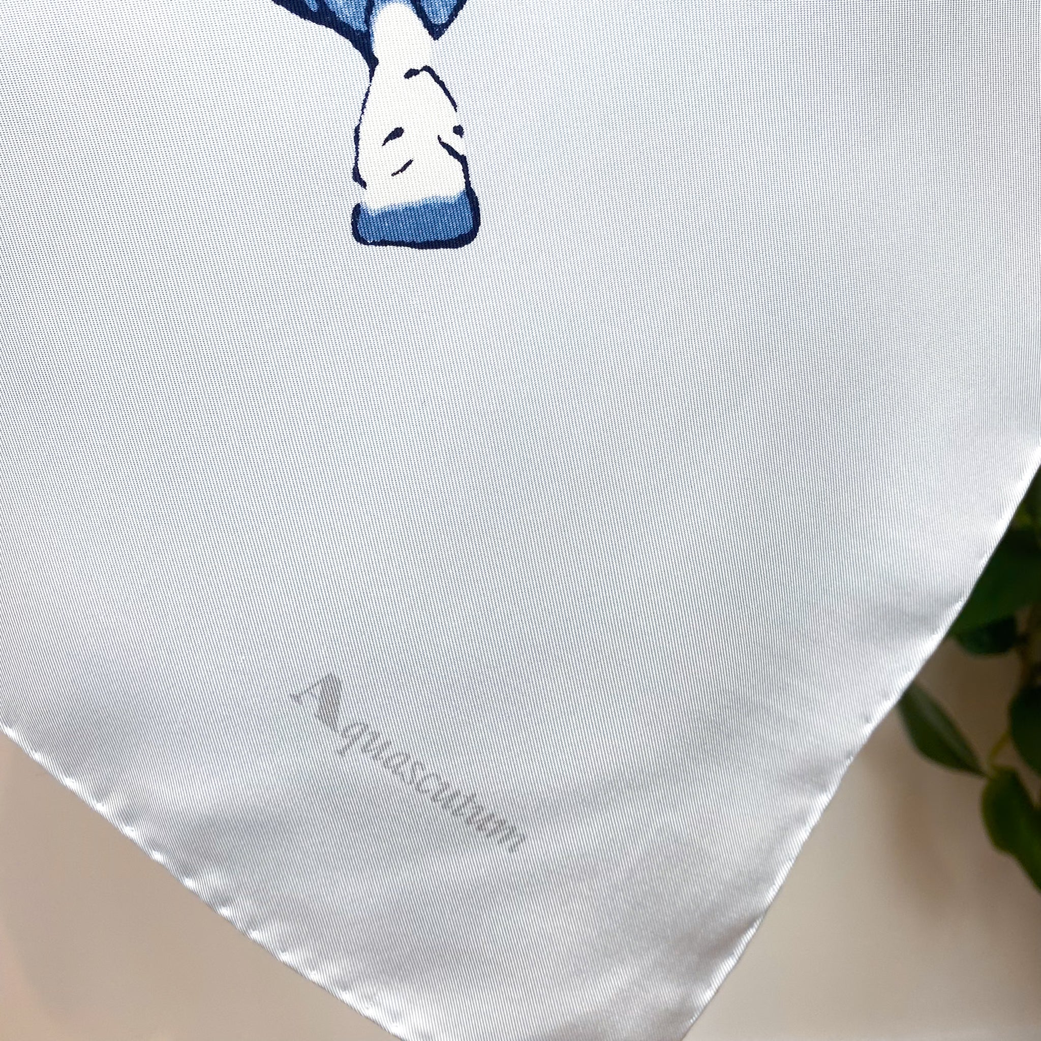 Aquascutum Fashion Vintage Silk Scarf