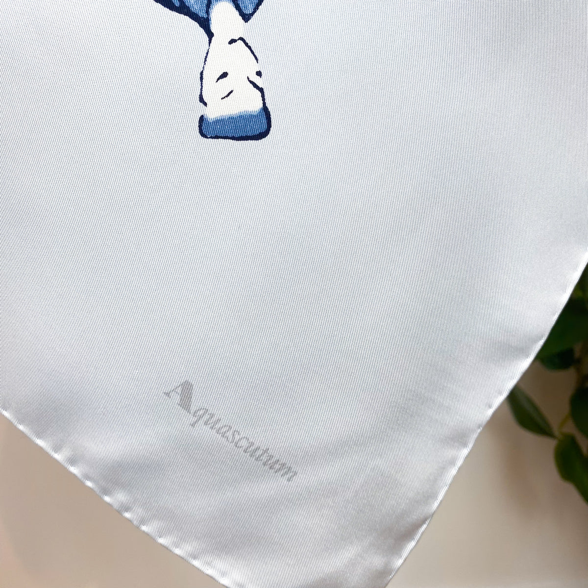 Aquascutum Fashion Vintage Silk Scarf