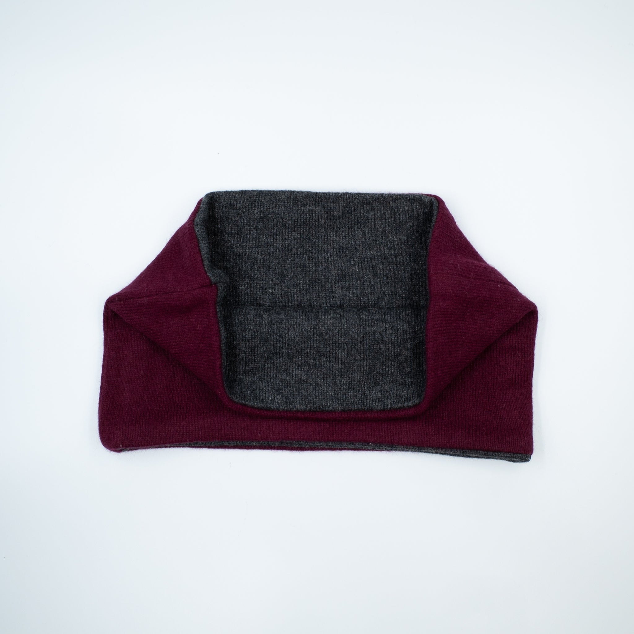 Men’s Charcoal and Claret Neck Warmer