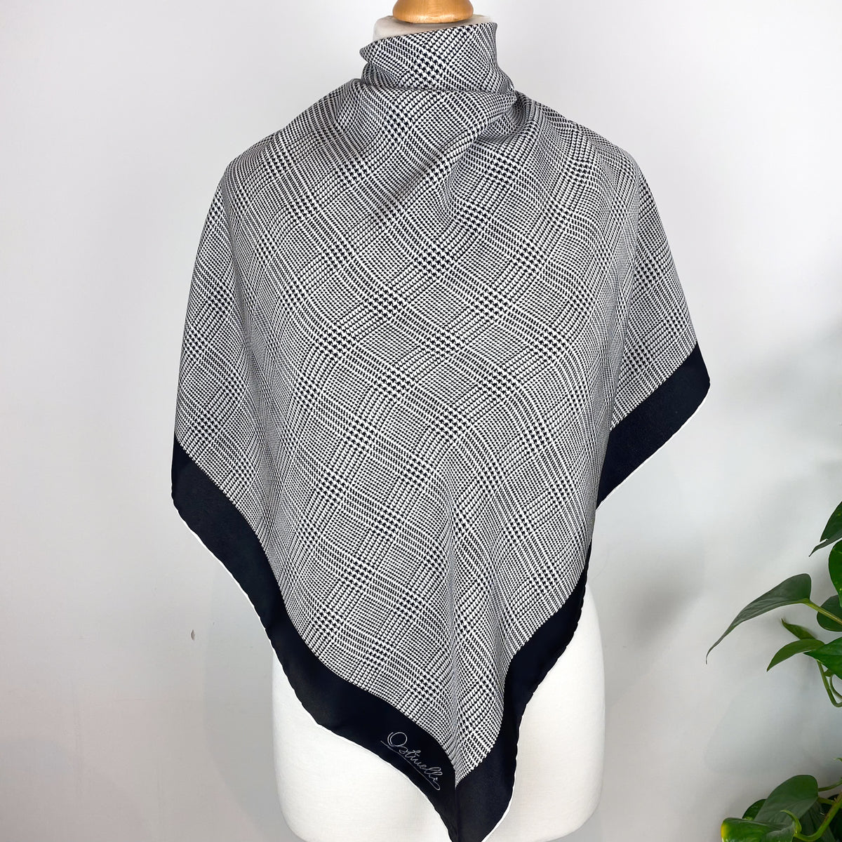 Unworn 1970s Ostinelli Checked Vintage Silk Scarf