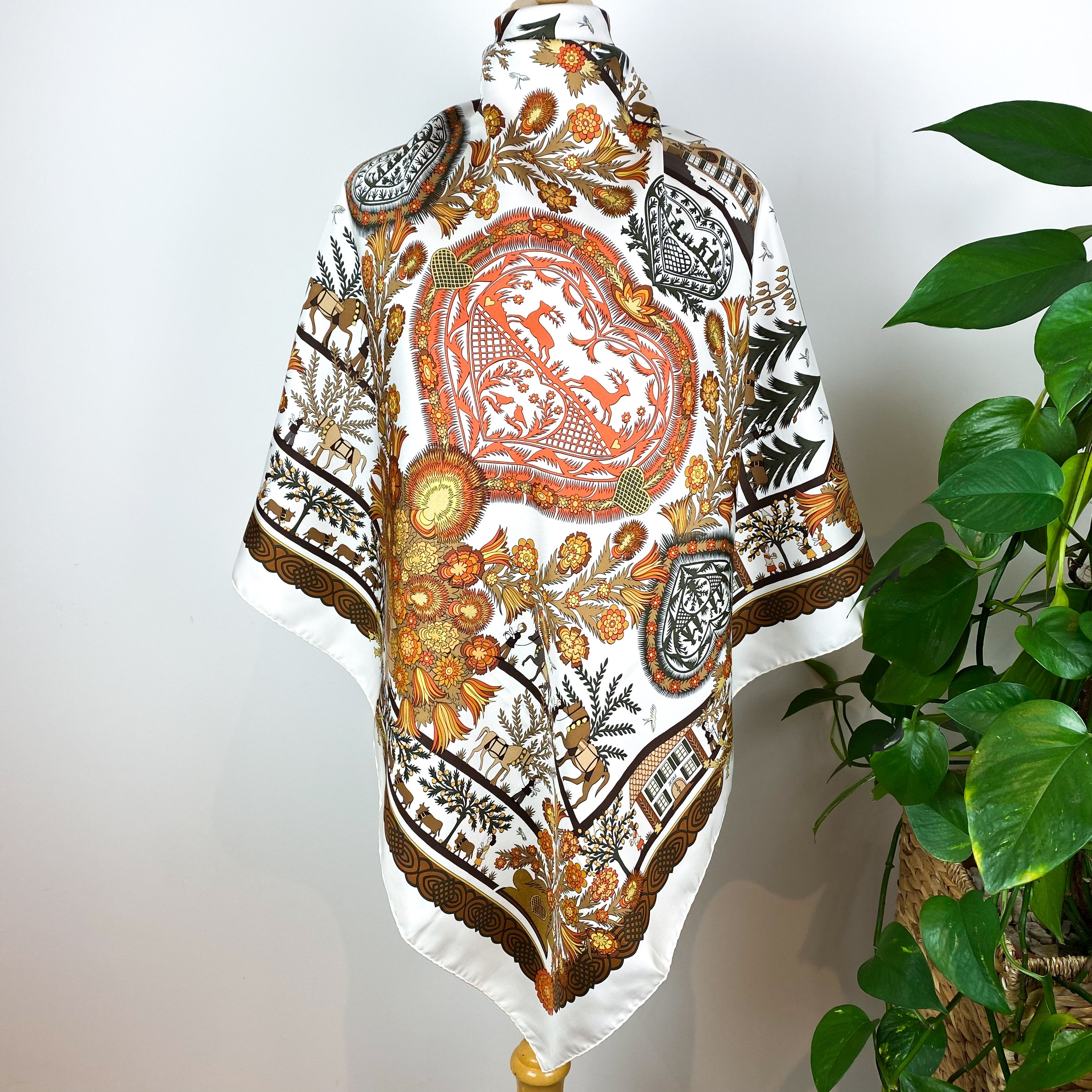 Boxed Hermes Decoupages 1997 Designer Silk Scarf