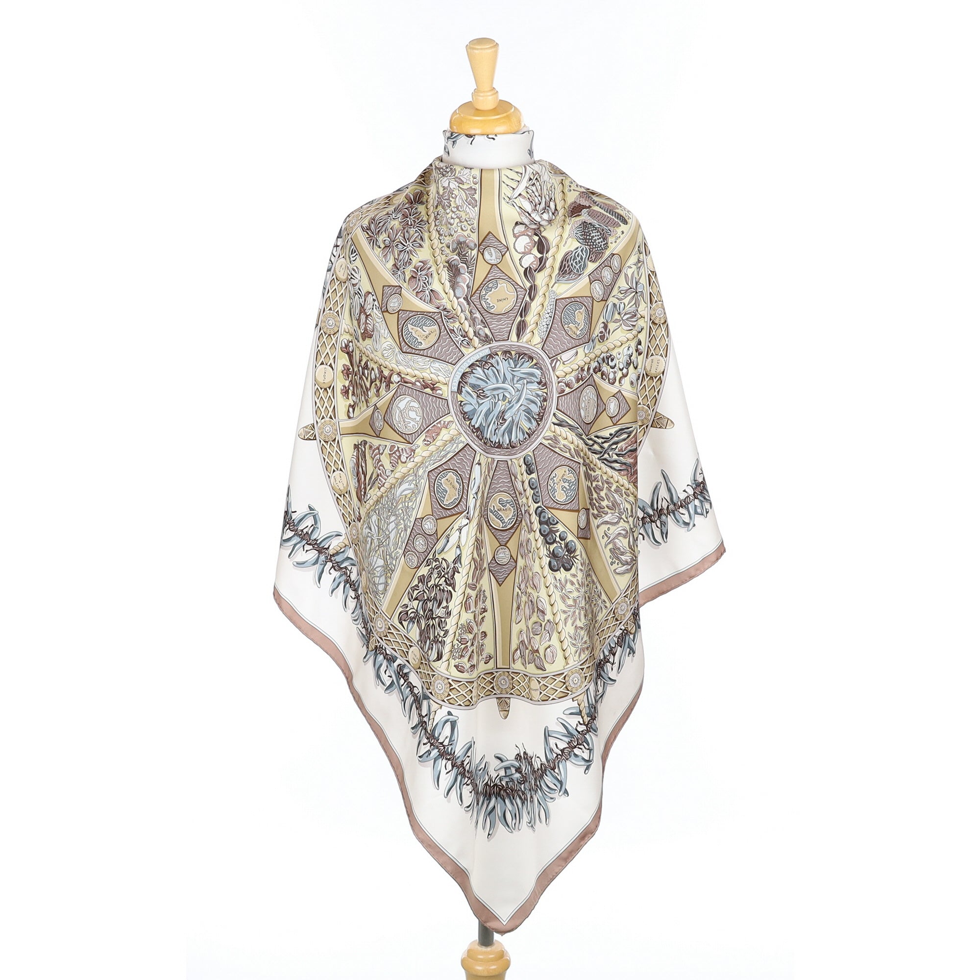 Hermès Aux Pays des Epices Silk Scarf