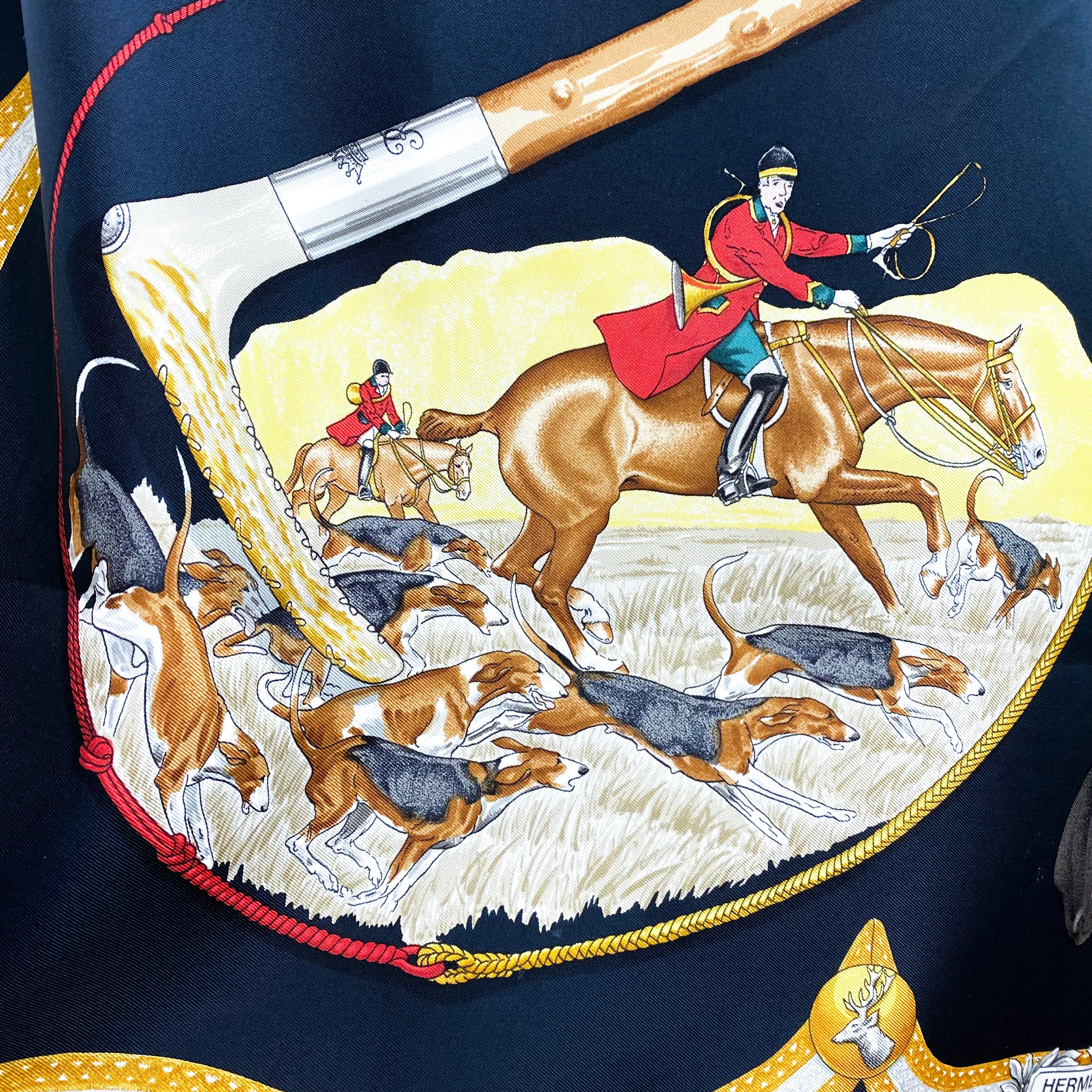 Immaculate Boxed Hermes Le Laisser Courre Vintage Silk Scarf