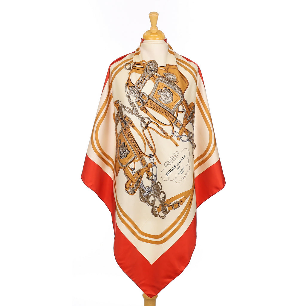 Immaculate Hermès Brides de Gala Silk Scarf