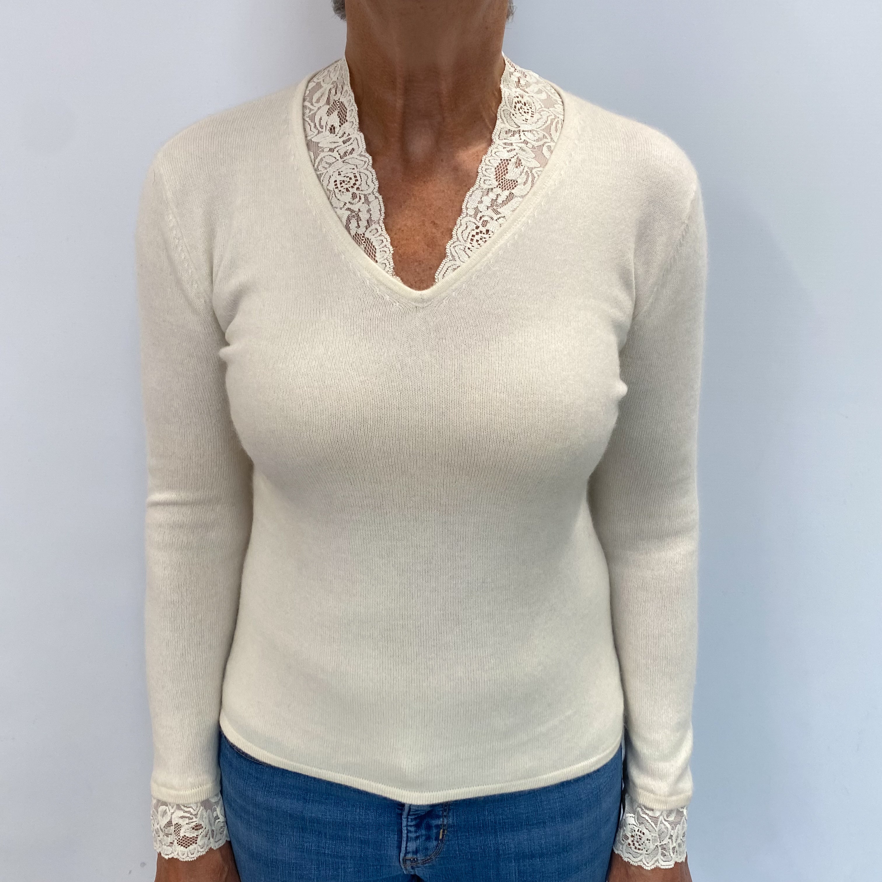 Vanilla Cream Cashmere V Neck Jumper Medium